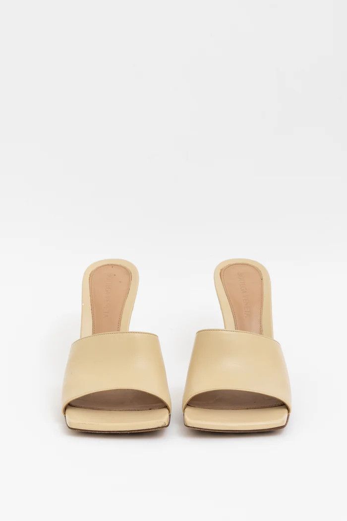 Bottega Veneta o1n1vont1124 Stretch Mules in Beige Size US 8.5 / IT 38.5 - 3 Thumbnail