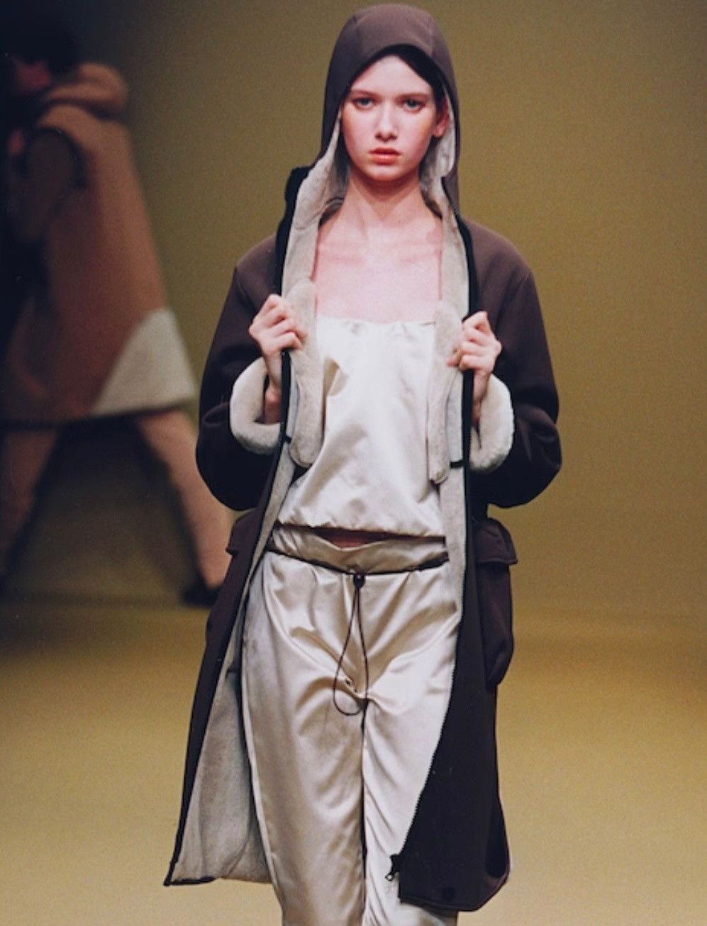 Miu Miu MIU MIU 1999FW Mouton Hooded Coat Size S / US 4 / IT 40 - 5 Thumbnail
