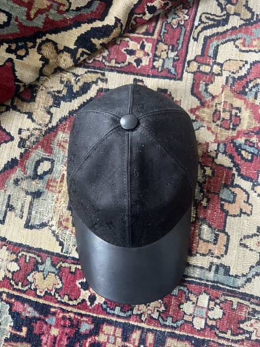 LOUIS VUITTON FW20 'Cloud' Logo Hat