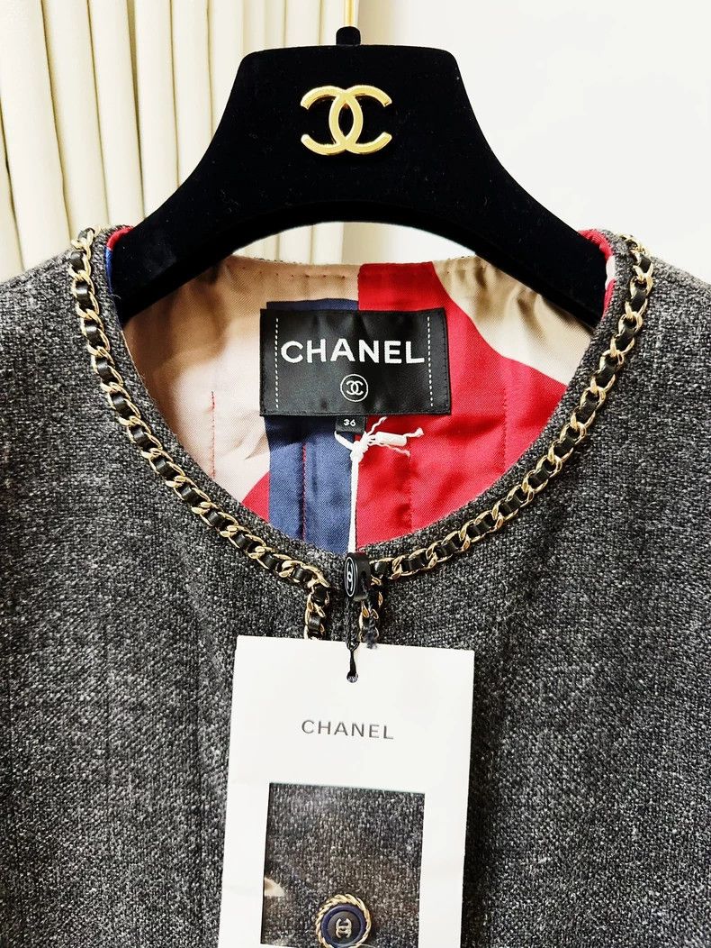 Chanel Chanel 19B dark gray patchwork leather chain sky edge colo Size XS / US 0-2 / IT 36-38 - 5 Thumbnail