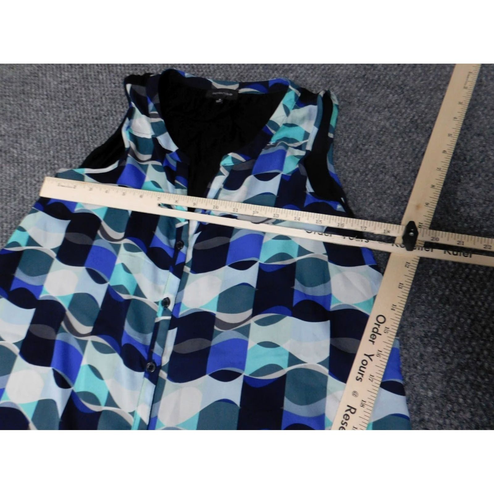 Vintage Spense Womens Blouse M Blue Geometric Round Neck Sleeveless Button Pullover Casual Polyester Down Regular Fit Basic Shirt Womens Size M / US 6-8 / IT 42-44 - 4 Thumbnail