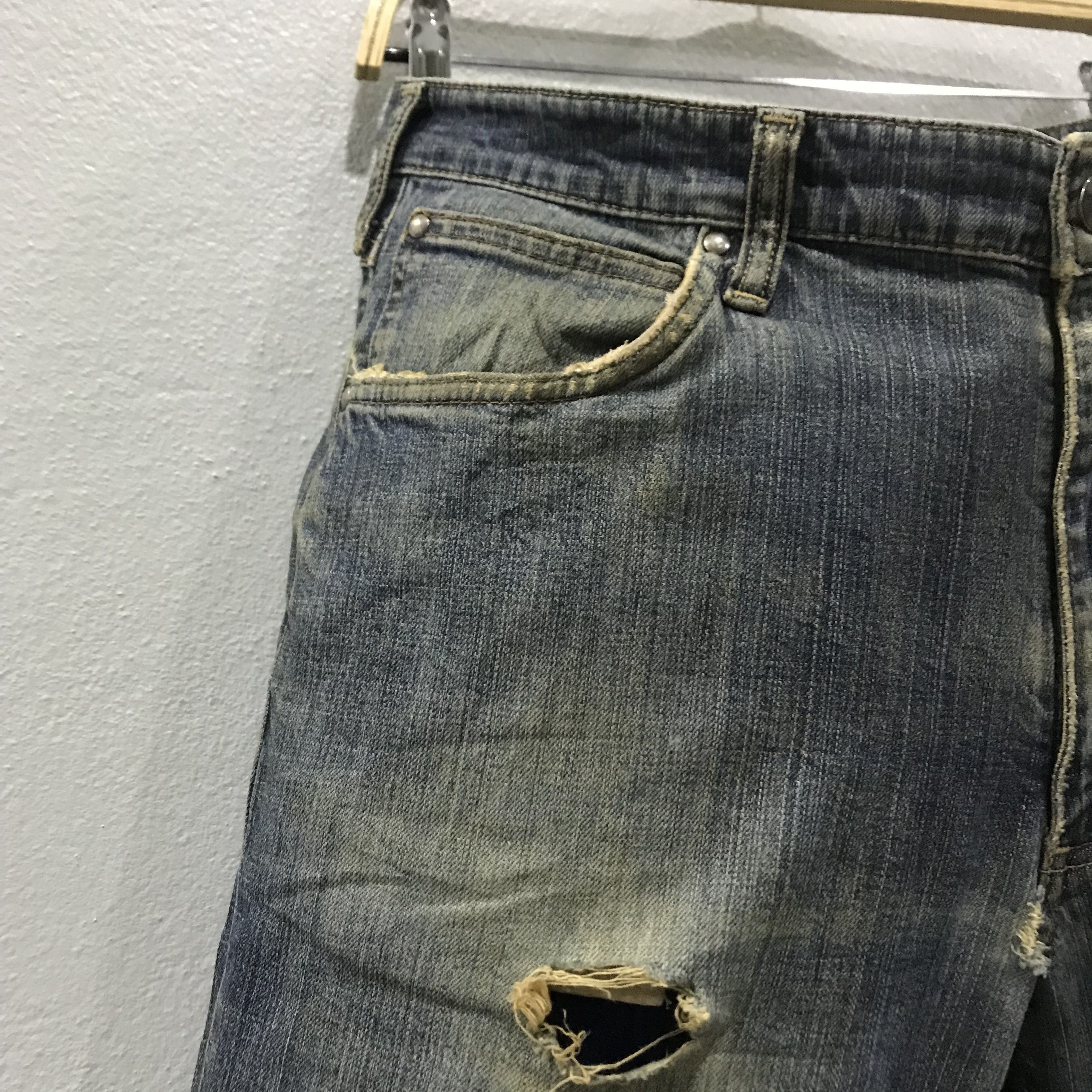 Wrangler Vintage Wrangler Japan Distressed Blue Straight Leg Jeans Size US 34 / EU 50 - 6 Thumbnail