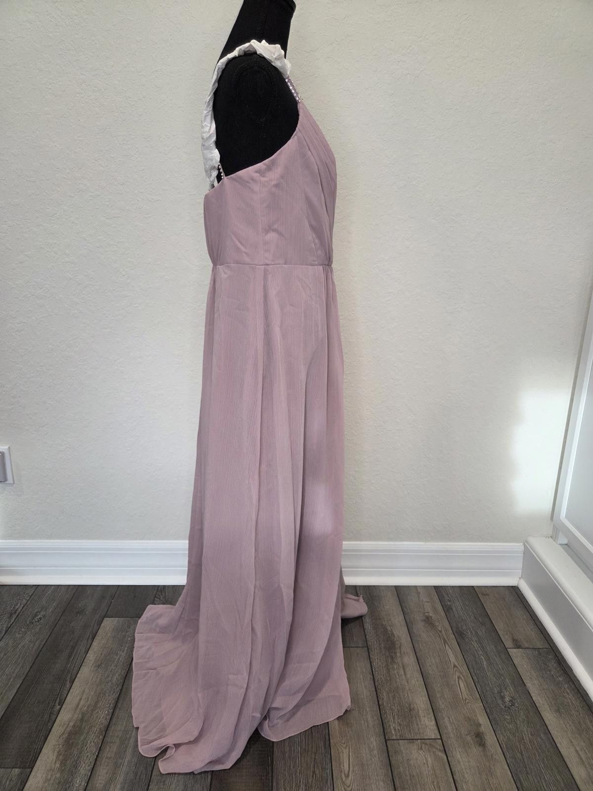 Designer David's Bridal Bridesmaid Dress with Beaded Straps - NWT Size XL / US 12-14 / IT 48-50 - 6 Thumbnail