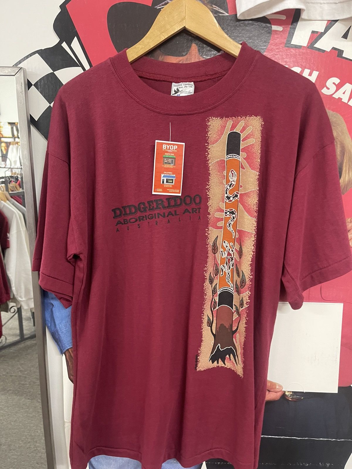 Vintage Red didgeridoo shirt Size US M / EU 48-50 / 2 - 1 Preview