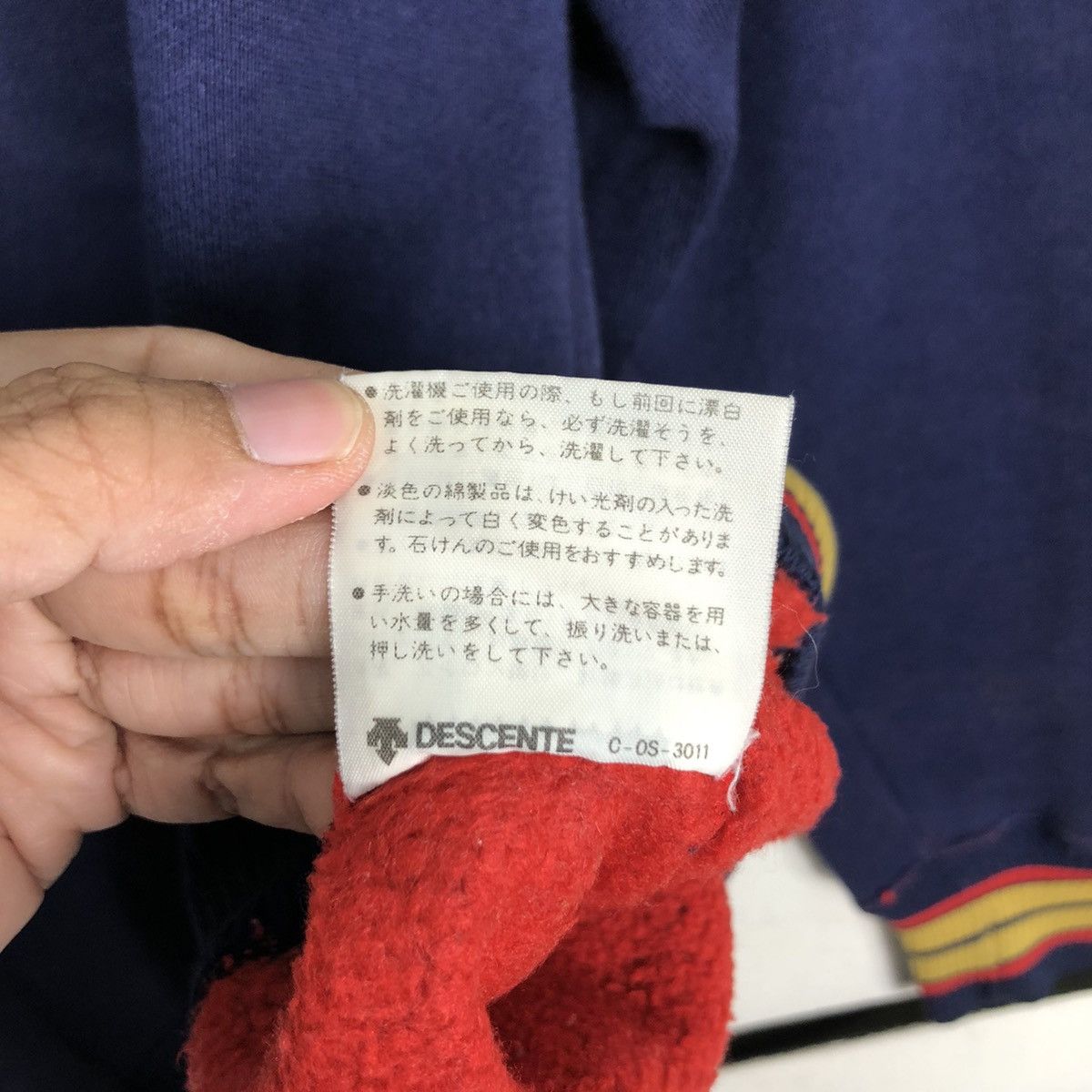 Descente × Japanese Brand Vintage Descente Casual Sweatshirt Jumper Rare Small Size US S / EU 44-46 / 1 - 14 Thumbnail