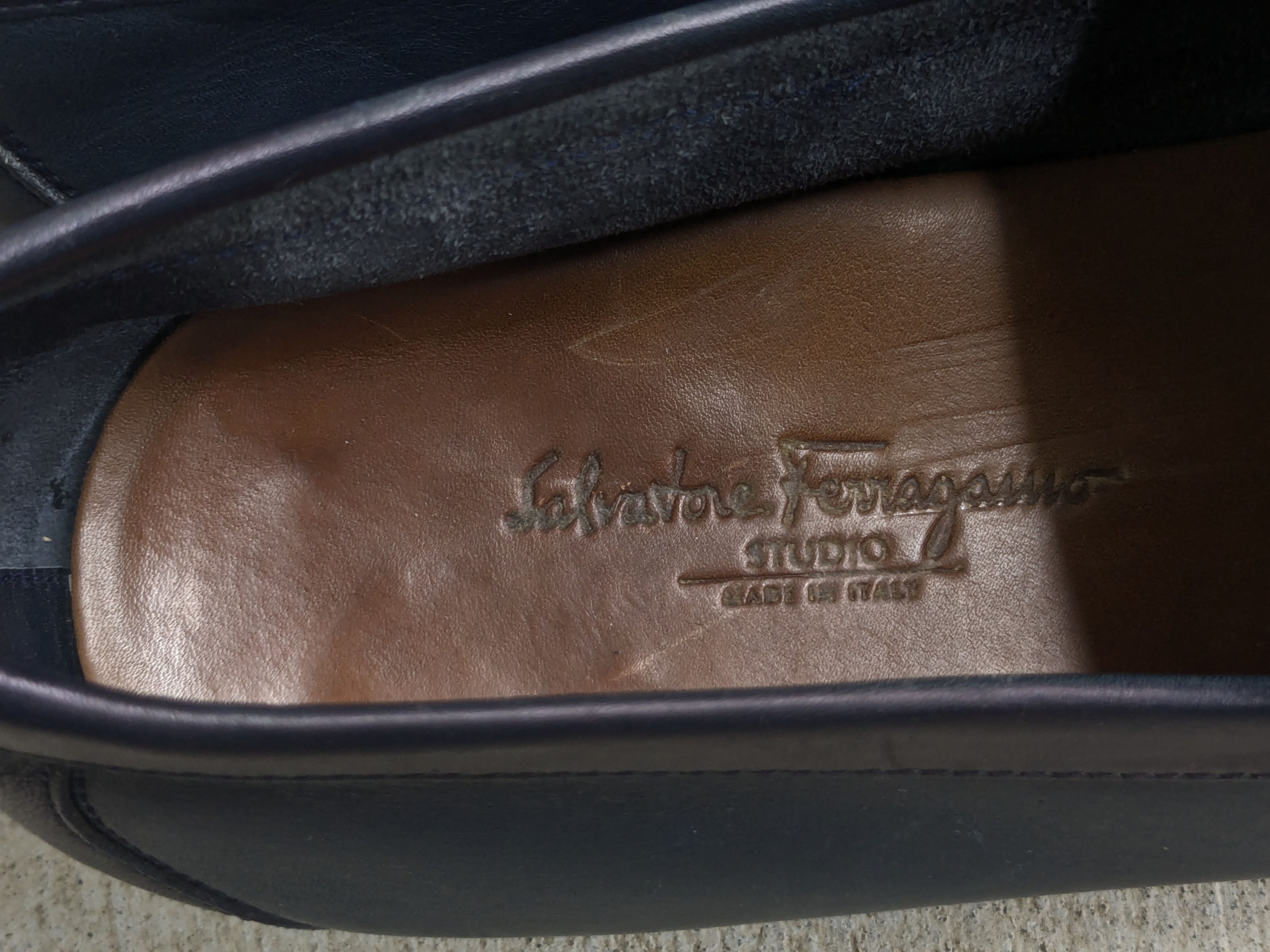 Salvatore Ferragamo Salvatore Ferragamo Loafers Navy Blue Leather 8.5 Size US 8.5 / EU 41-42 - 4 Thumbnail