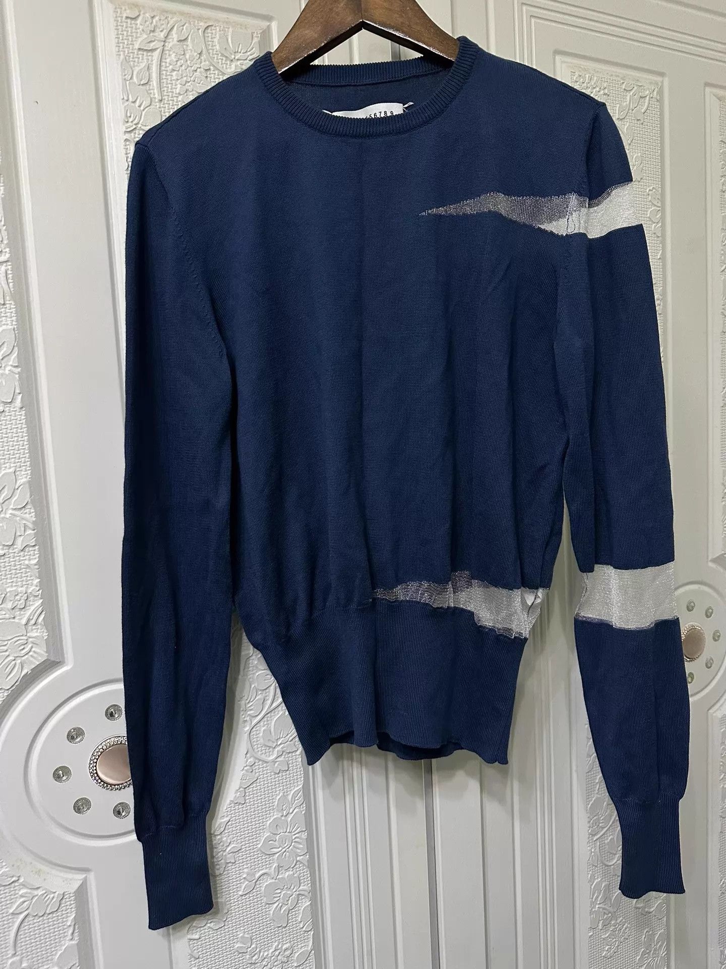 Maison Margiela Maison Margiela White-Looking Smart Non-Fitted Sweater Size US S / EU 44-46 / 1 - 1 Thumbnail