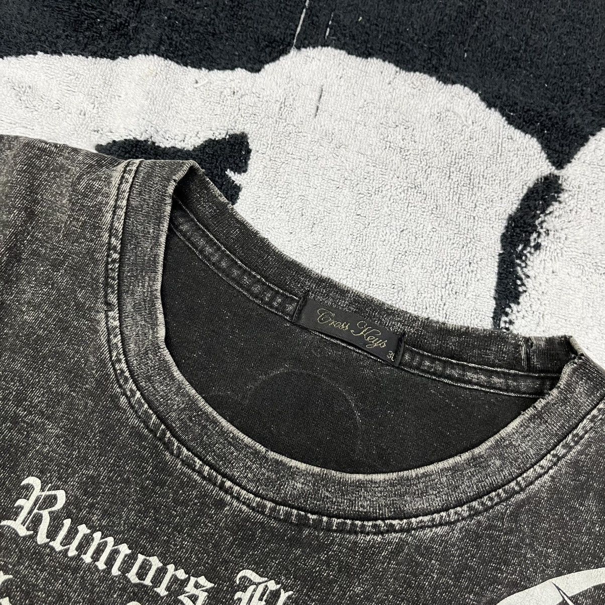 Affliction RARE🔥Cross Keys Graphic Tee Skull Y2K style Size US XL / EU 56 / 4 - 4 Thumbnail