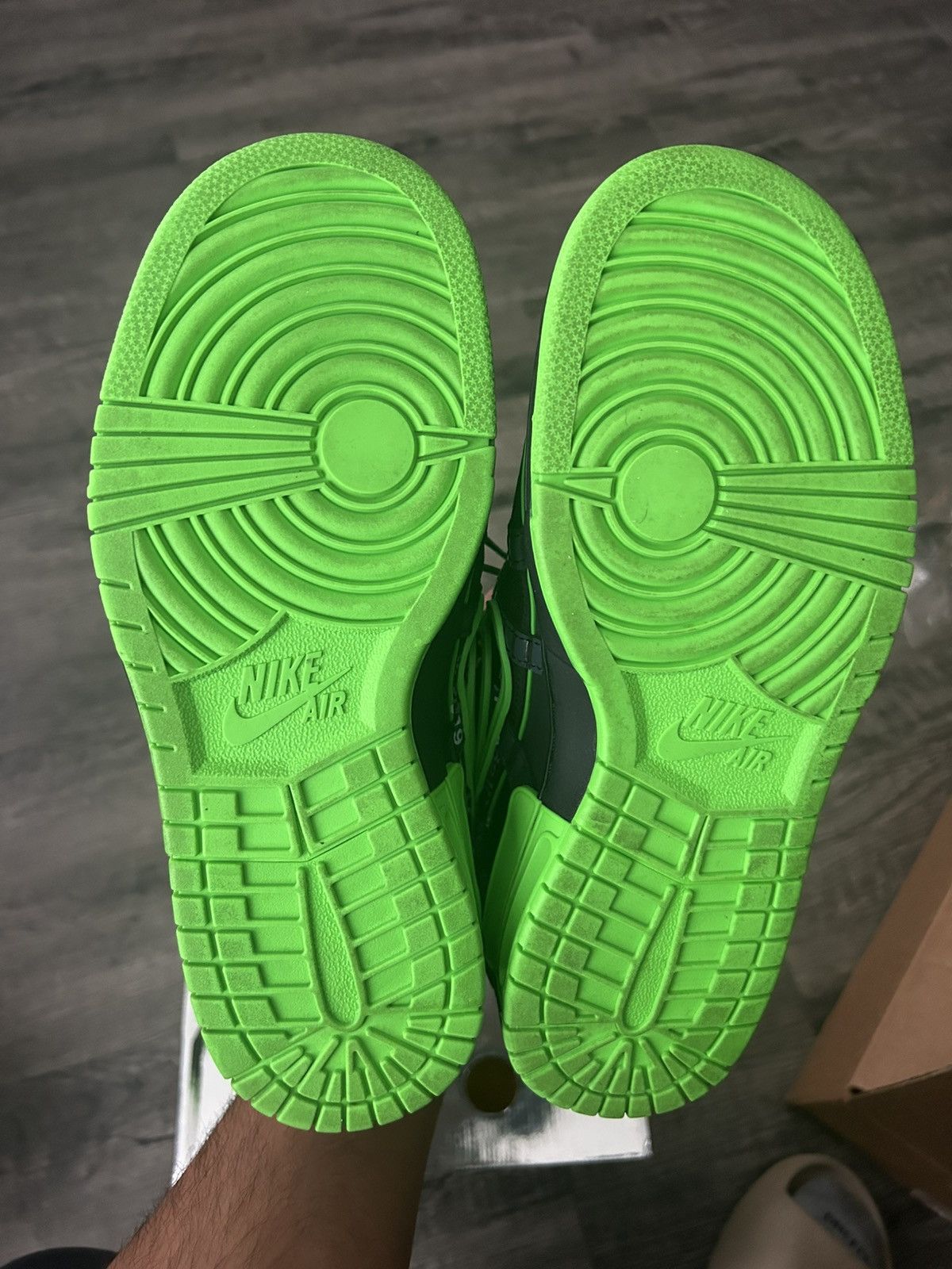 Nike × Off-White Nike Air Rubber Dunk Off-White Green Strike Size US 9 / EU 42 - 6 Thumbnail