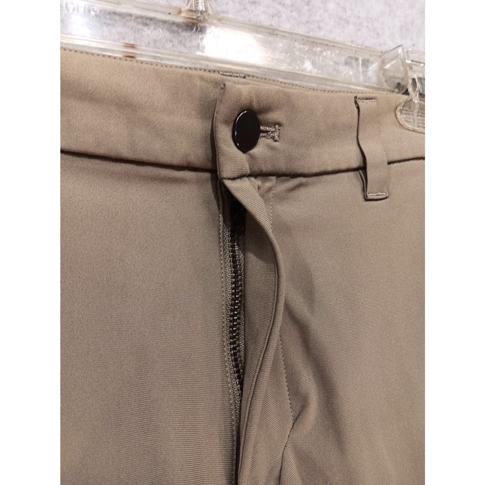Lululemon Lululemon Mens Shorts 32 Beige Chino Casual Flat Front Breathable Stretch Pockets Easy Care Drawstring 11 Inseam Travel Workwear Size US 32 / EU 48 - 3 Thumbnail