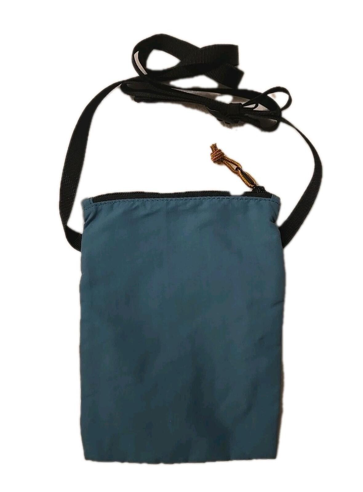 L.L. Bean NWOT LL Bean Mountain Classic Crossbody Bag Nylon Purple Size ONE SIZE - 5 Thumbnail