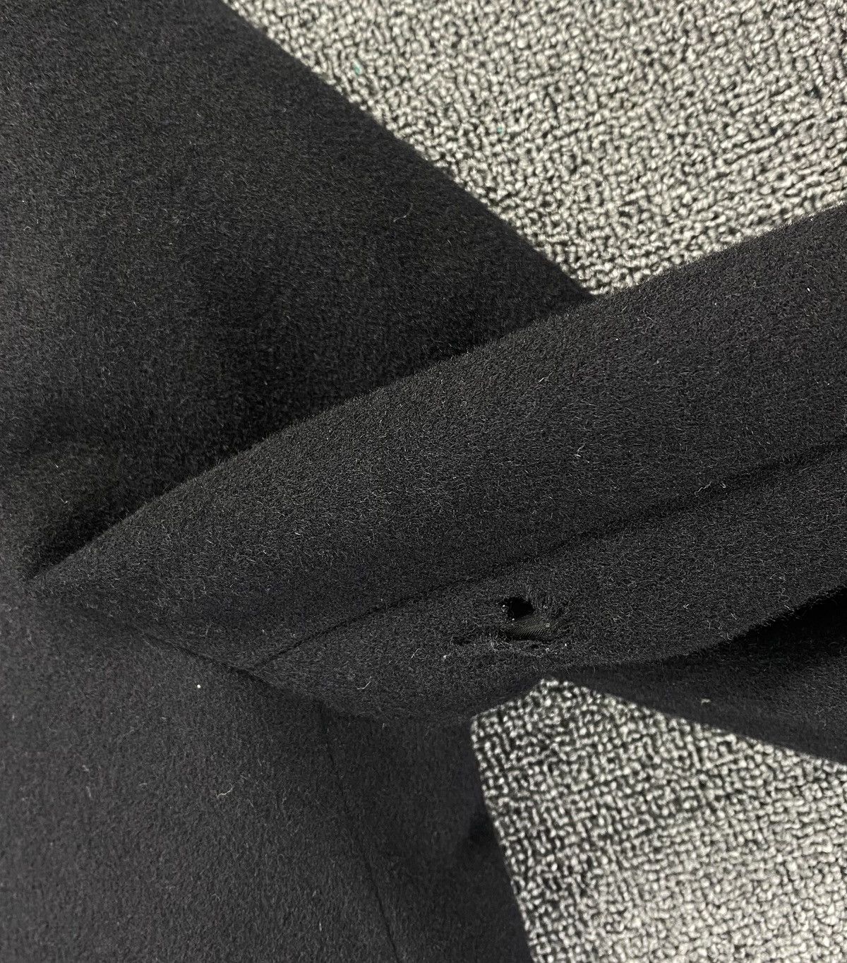 Calvin Klein Vintage Calvin Klein Platinum Wool Long Jacket Size US M / EU 48-50 / 2 - 14 Thumbnail