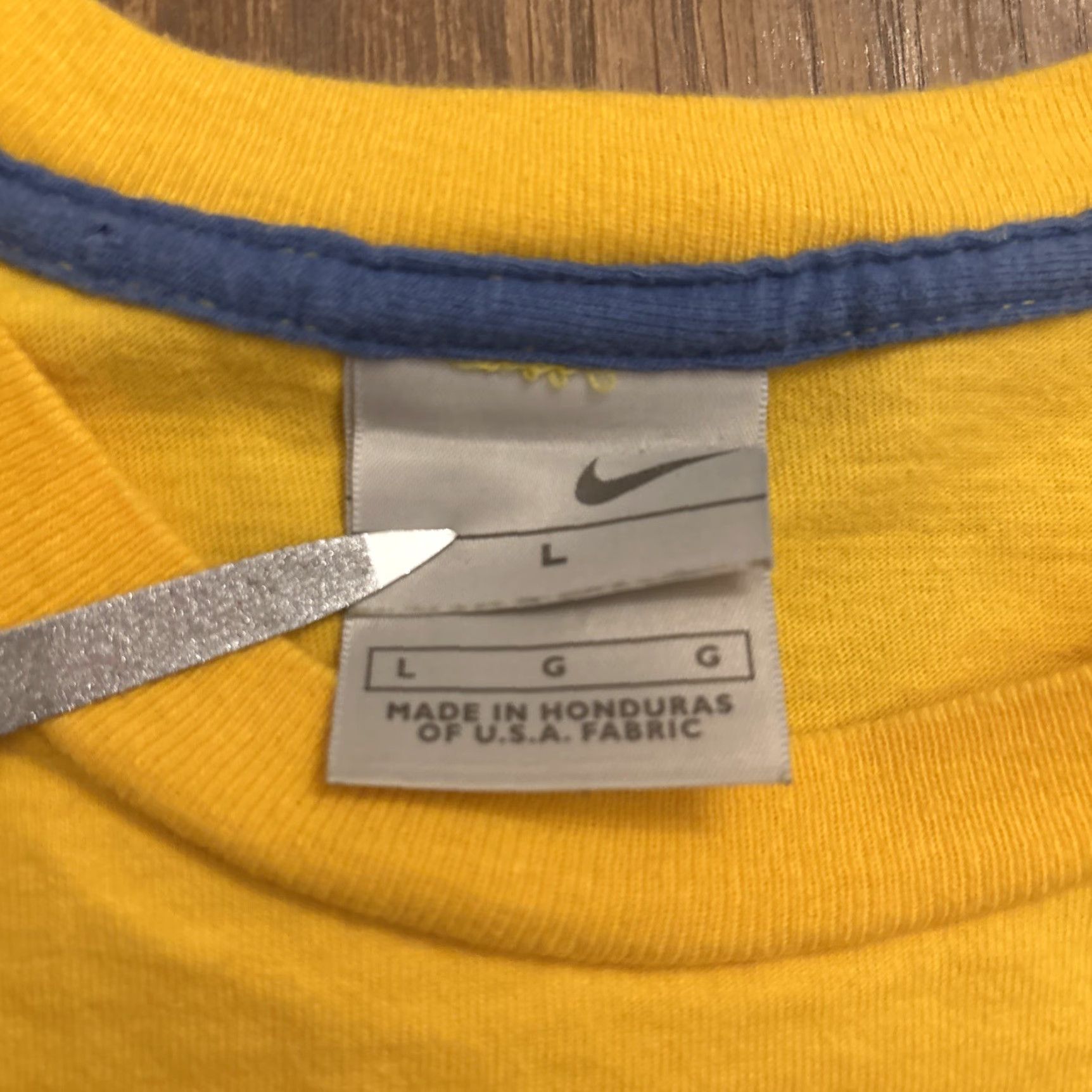 Nike VINTAGE Nike Shirt Adult Large Yellow Afro Man Graphic 90s 70s Throwback Mens Size US L / EU 52-54 / 3 - 2 Thumbnail