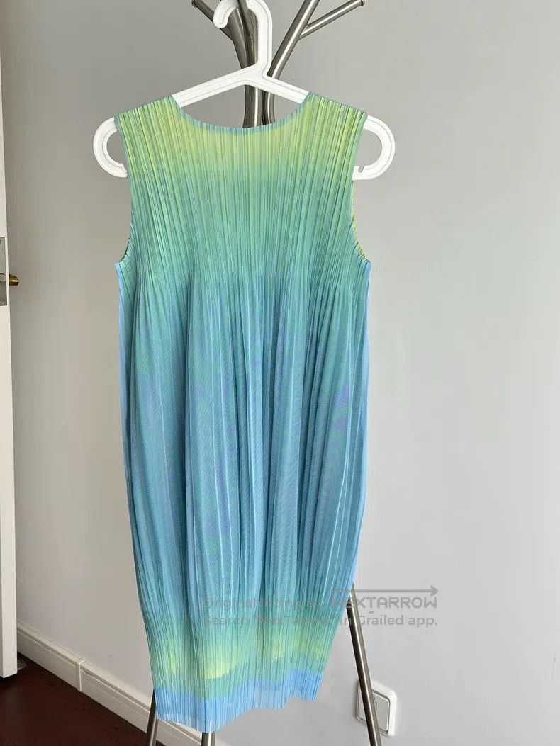 Issey Miyake Issey Miyake Blue Vest Size L / US 10 / IT 46 - 2 Thumbnail