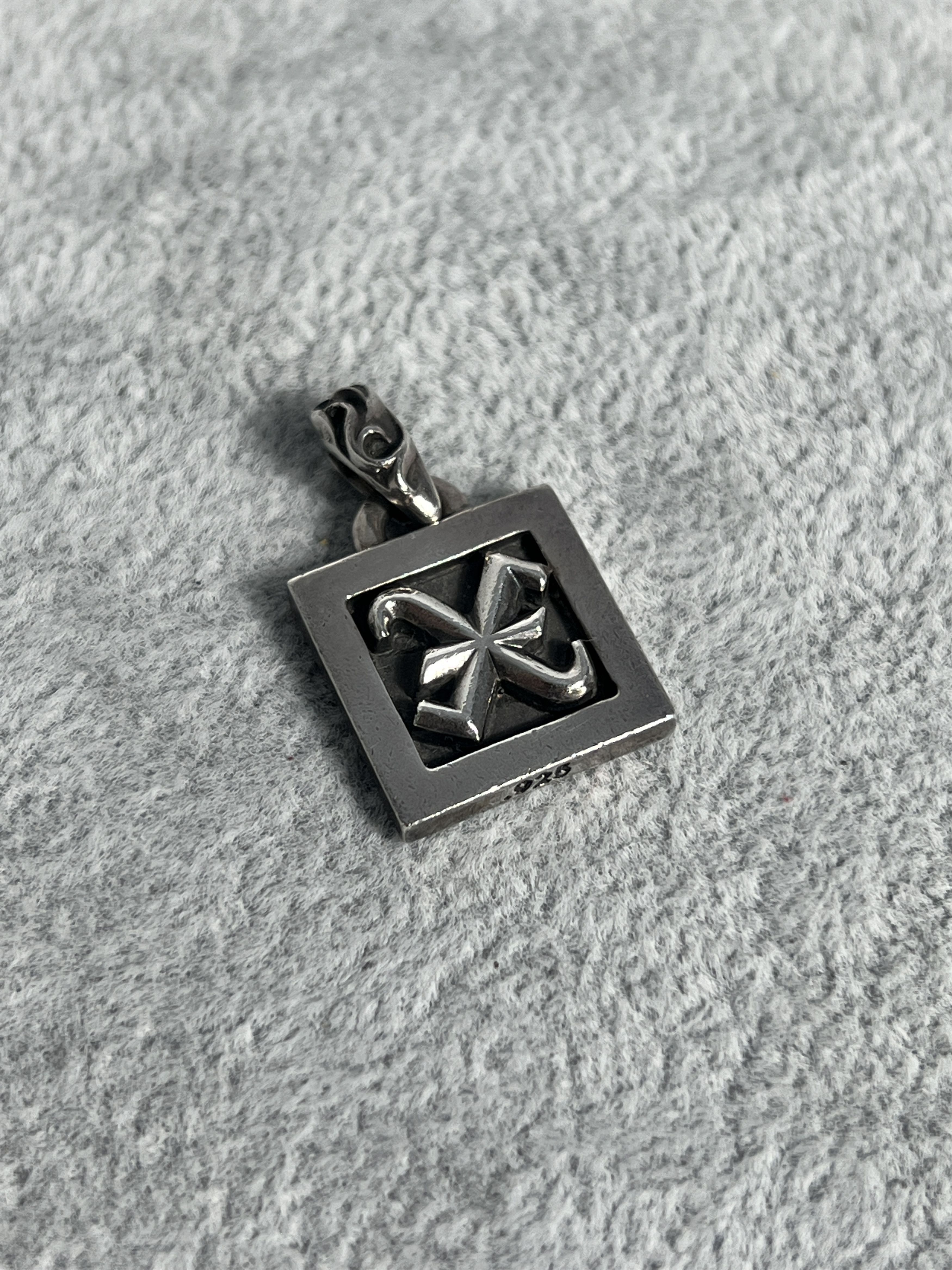 Chrome Hearts Chrome Hearts Square Cross Pendant 2002 .925 Silver Size ONE SIZE - 1 Thumbnail