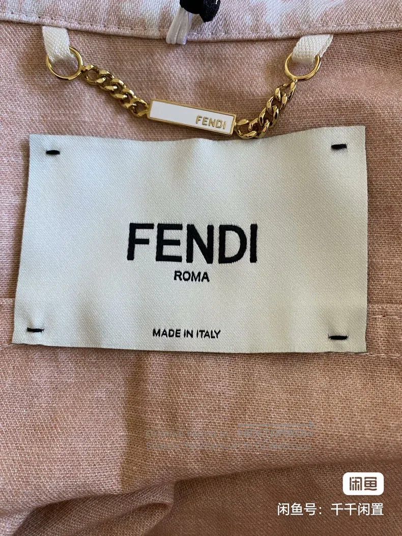 Fendi Fendi Logo Embossed Denim Short Sleeve Shirt Size XS / US 0-2 / IT 36-38 - 4 Thumbnail