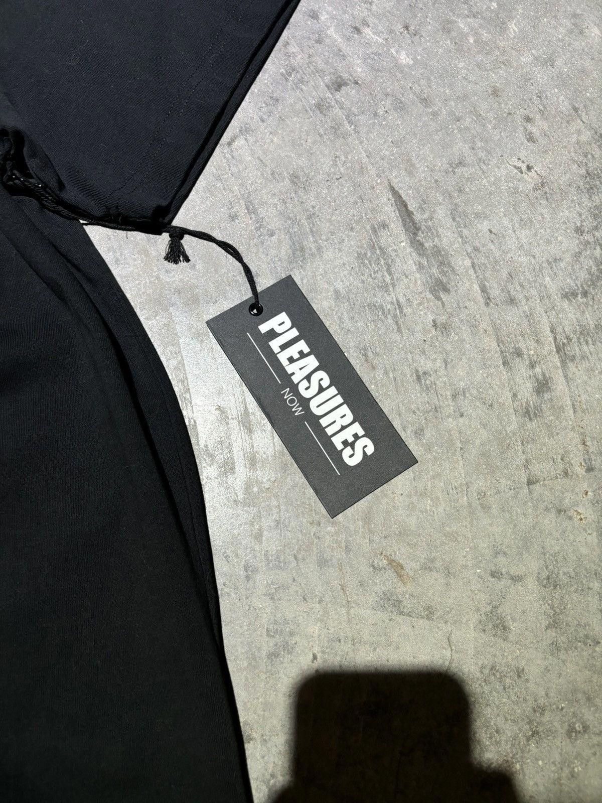 Pleasures [NEW] Pleasures Doubles Heavyweight Tee Size US L / EU 52-54 / 3 - 4 Thumbnail