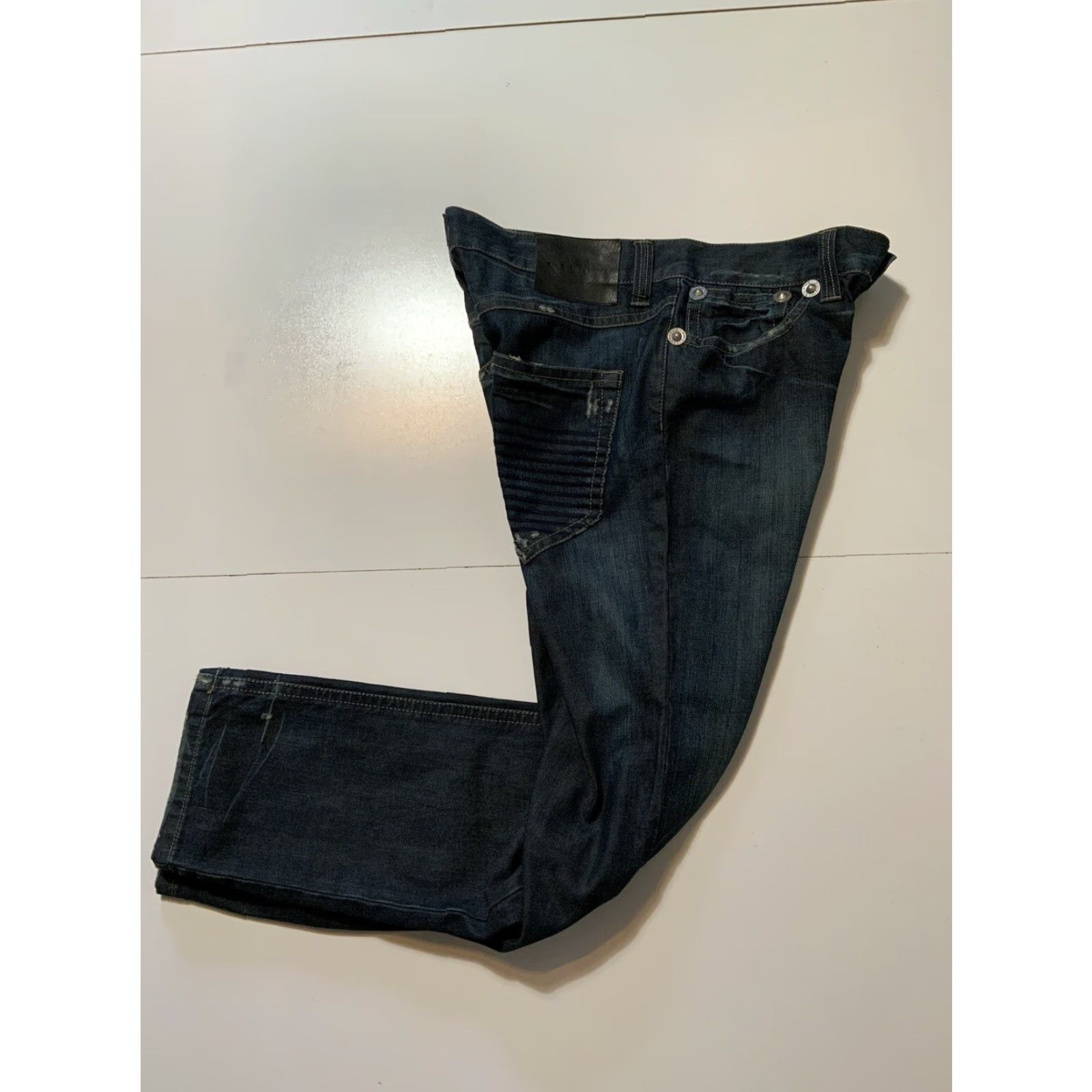 John Richmond VINTAGE John Richmond Jeans Button Fly Rock N Roll Denim Sz. 36 Men Blue 36 Inseam Rock Theme 90s Mens Size US 36 / EU 52 - 2 Thumbnail