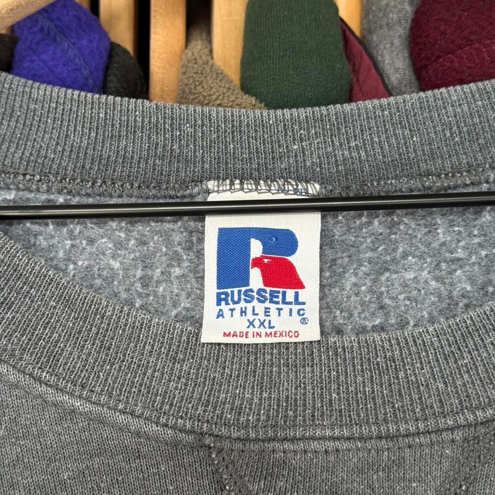 Russell Athletic Vintage 90s Russell Athletic Heavyweight High GSM Faded Size US XXL / EU 58 / 5 - 6 Thumbnail