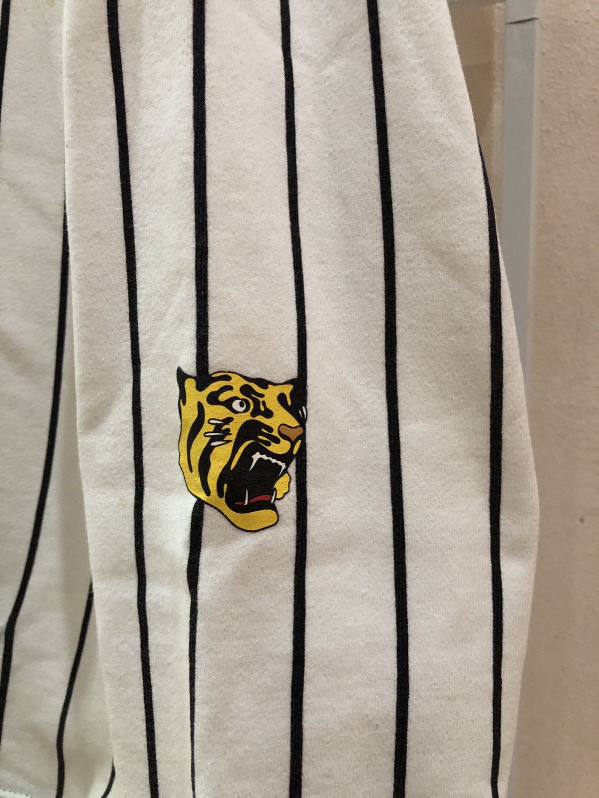 Bape BAPE JAPAN Limited Hanshin Tigers Tiger Full Zip Hoodie Size US M / EU 48-50 / 2 - 7 Thumbnail