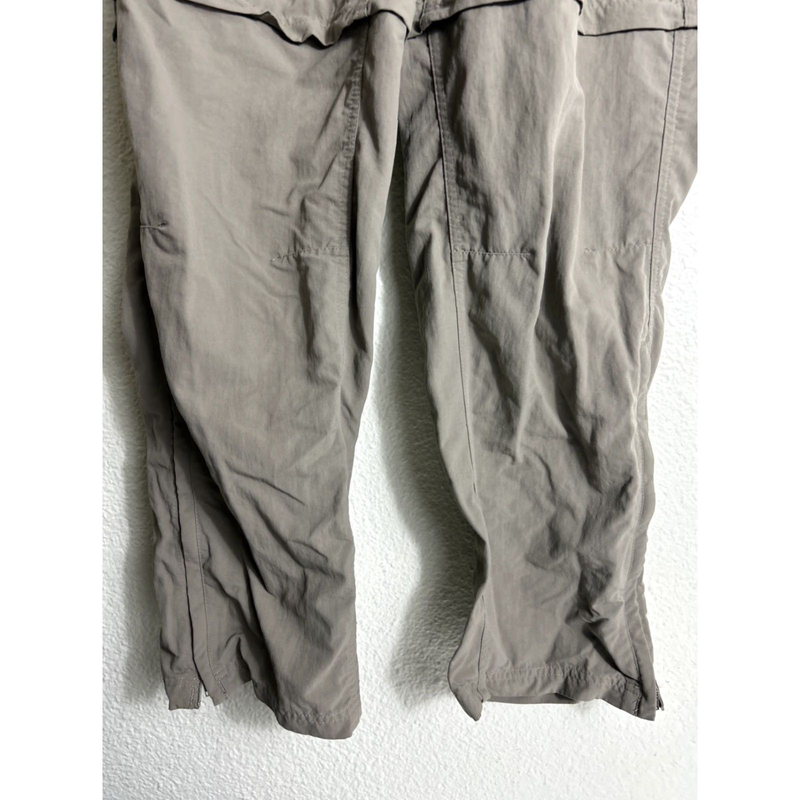 Olive Columbia GRT Convertible Cargo Pants Men's L Olive/Gray Nylon Quick Dry Pockets Ankle Zip Casual Travel Size US 33 - 2 Thumbnail