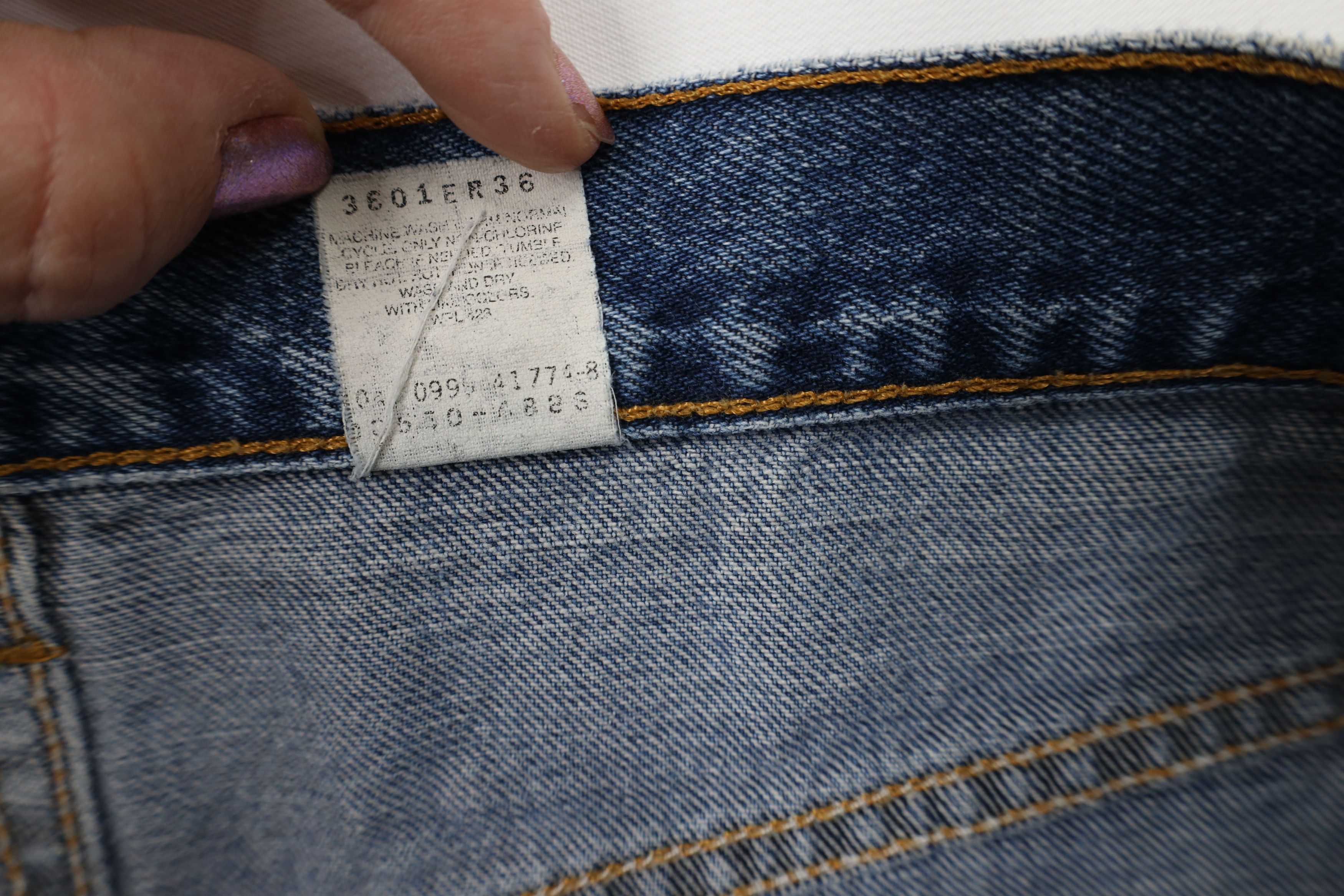 Levi's Vintage 90s Levis 550 Relaxed Fit Denim Jeans Blue Cotton Size US 36 / EU 52 - 9 Thumbnail
