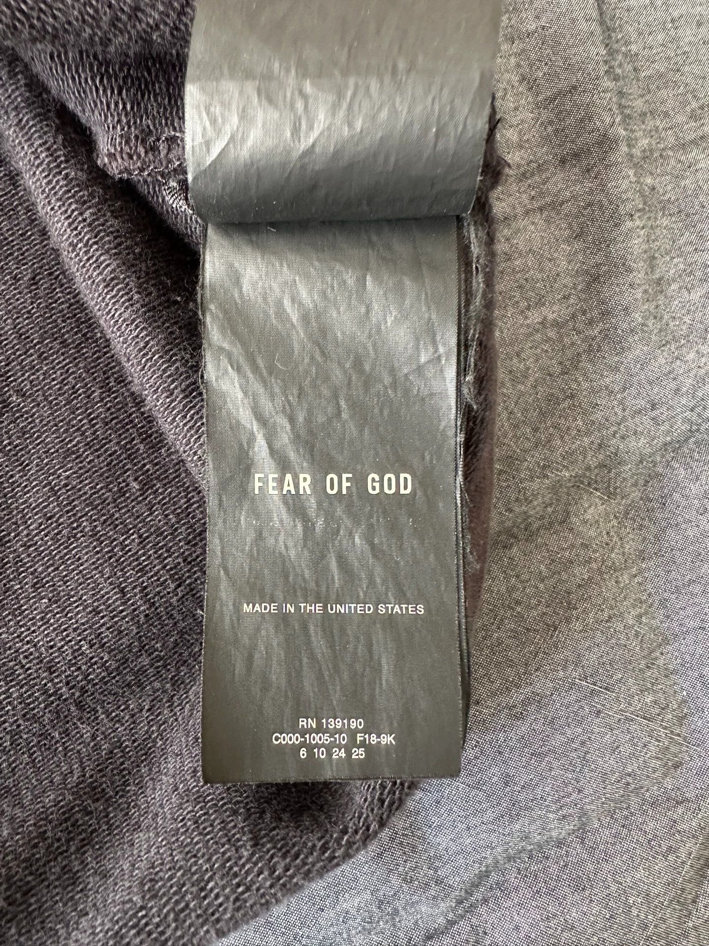 Fear of God Fear of God Season 6, half-zip short-sleeved tee Size US XS / EU 42 / 0 - 9 Thumbnail