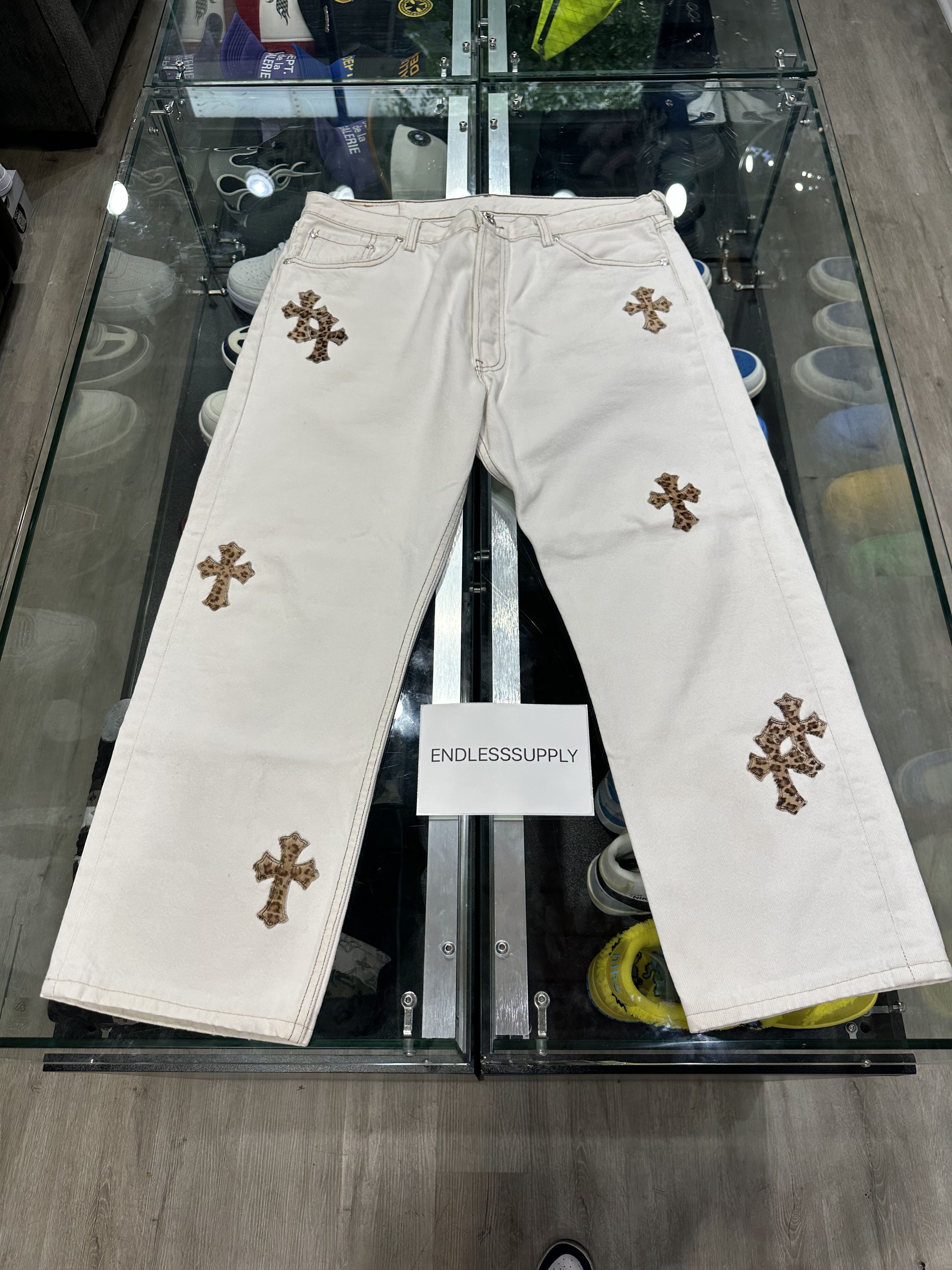 Chrome Hearts x Levi's White Leopard Cross Patch Jeans – SHENGLI