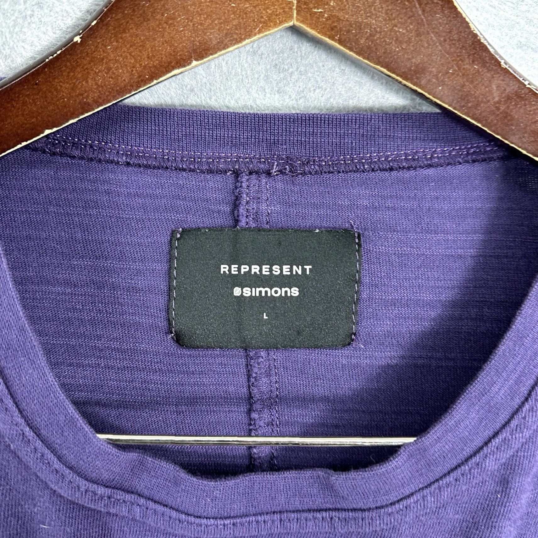 Vintage REPRESENT Simons Shirt Mens Large Purple Designer Back Hem Crew Neck Streetwear Shirt Mens Large Purple Designer Back Hem Crew Neck Streetwear Size US L / EU 52-54 / 3 - 3 Thumbnail