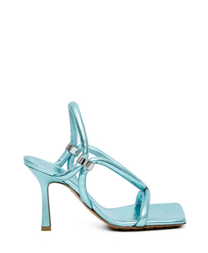 o1n1vont1024 Stretch Strap Sandals in Icy Moon