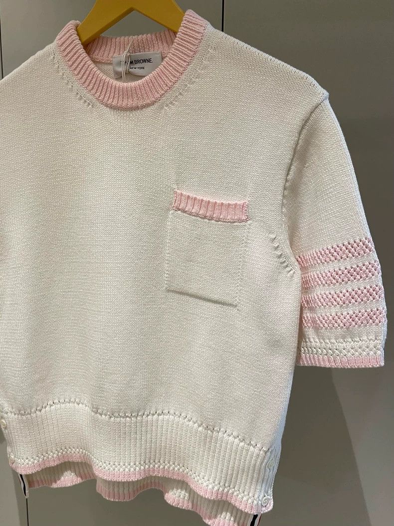 Thom Browne Thom browne White and pink four-striped round-neck sweater Size M / US 6-8 / IT 42-44 - 4 Thumbnail