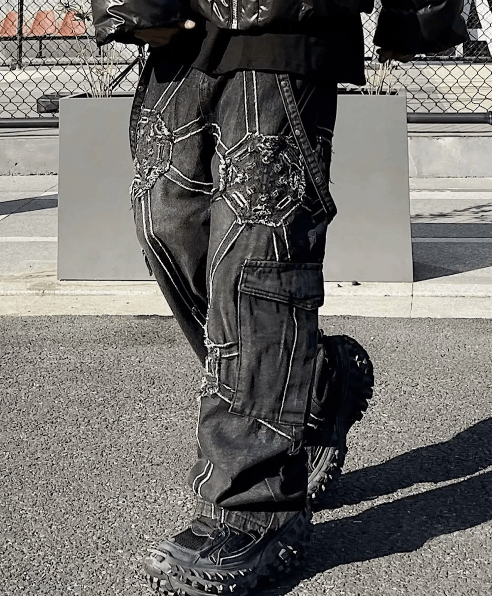 Japanese Brand × Vintage Utility grunge distressed cargo jeans pants Size US 34 / EU 50 - 1 Thumbnail