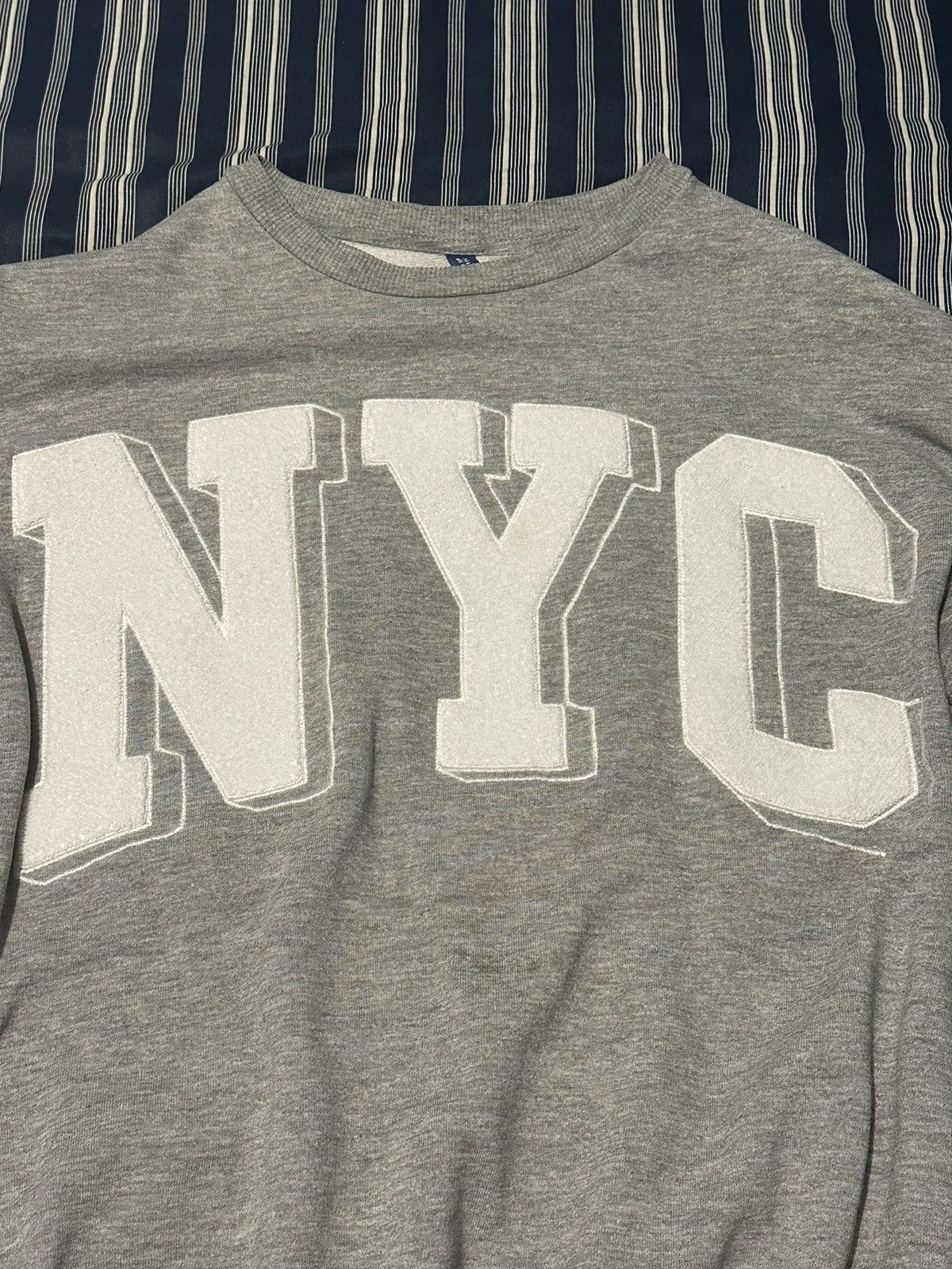 H&M NYC sweater Size US S / EU 44-46 / 1 - 2 Thumbnail