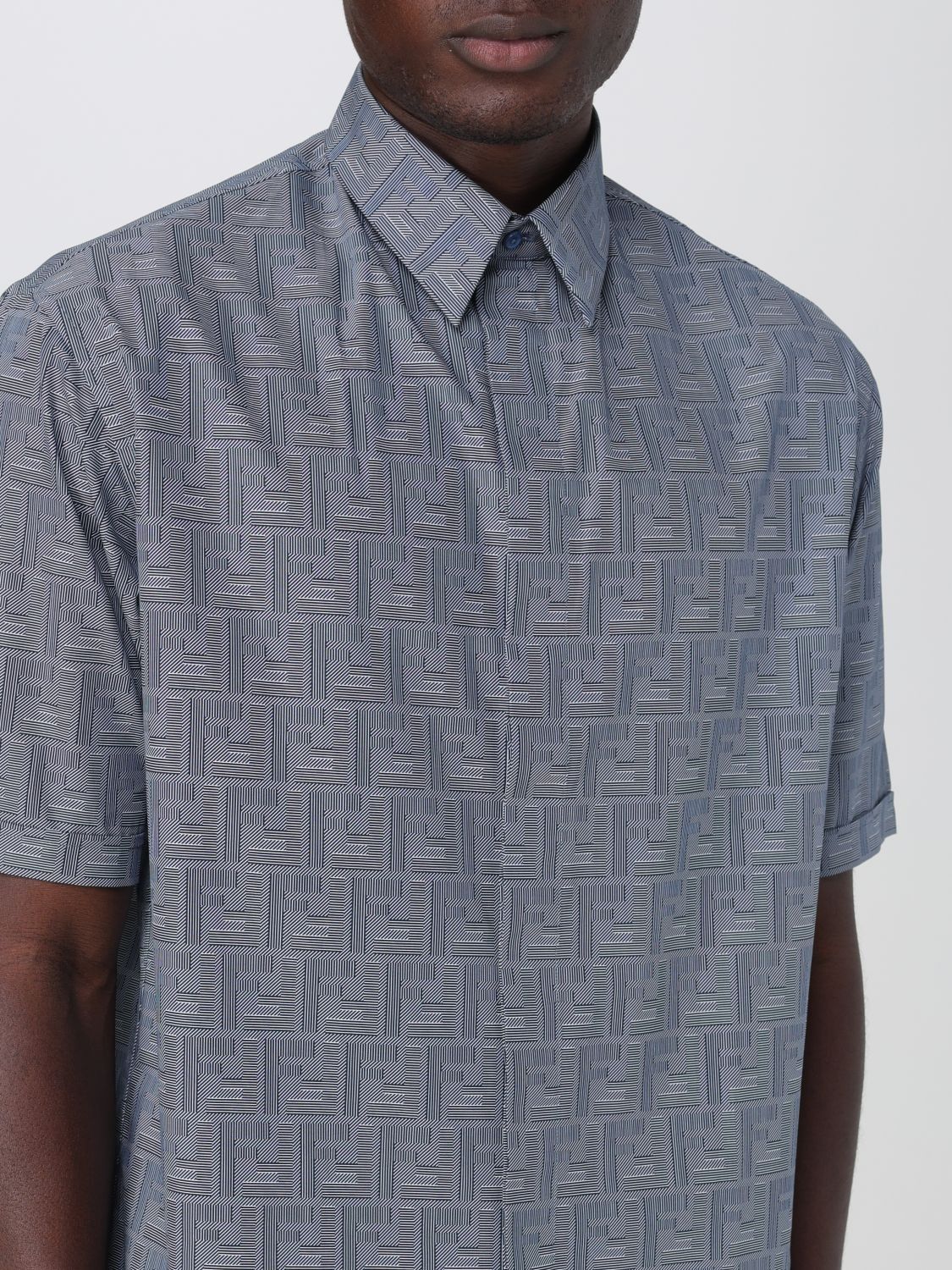Fendi o1s1wg110125 Shirt in Grey Size US S / EU 44-46 / 1 - 2 Thumbnail