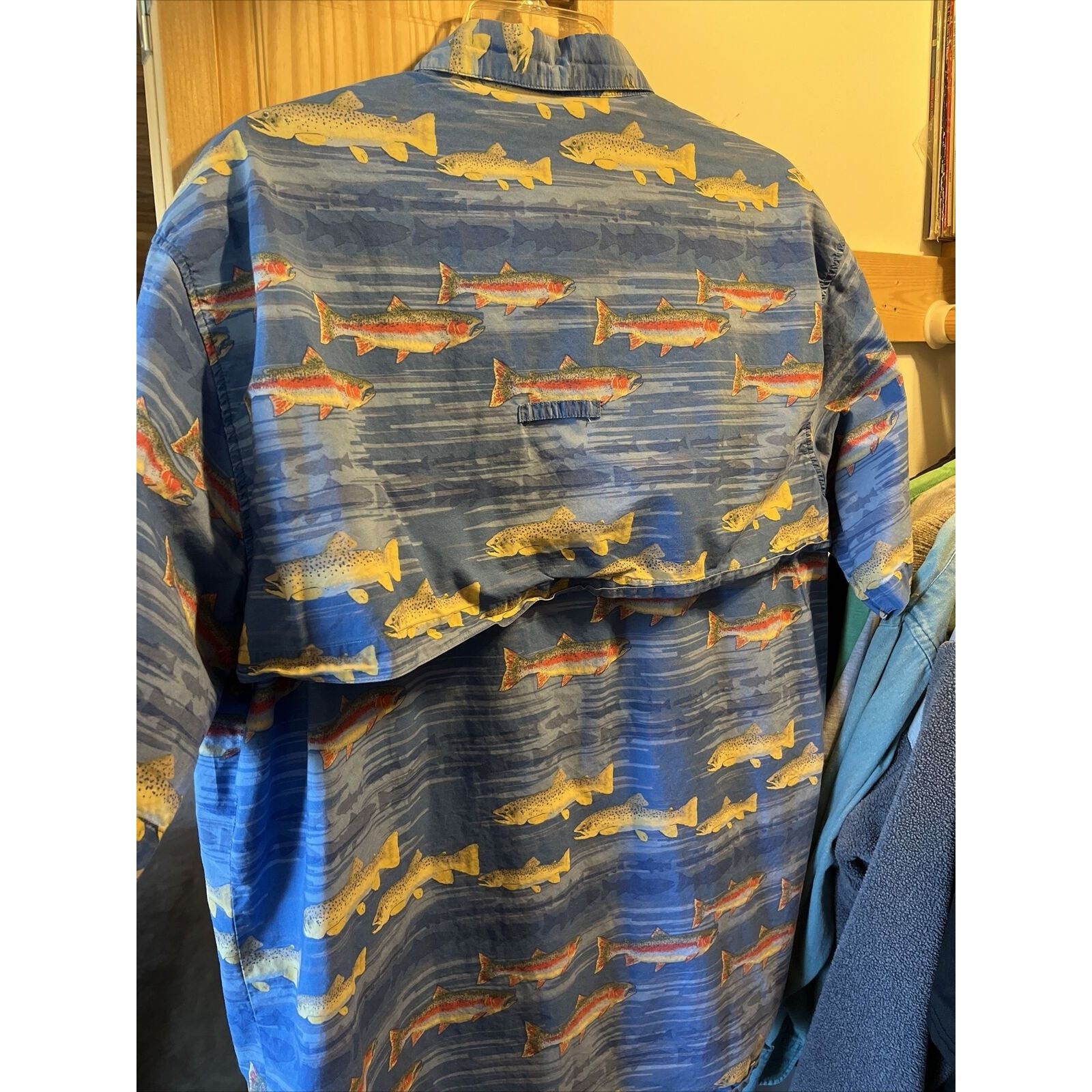Cabelas Cabelas Shirt Men XL Button Blue SS Mesh Fish All Over Print Size US XL / EU 56 / 4 - 10 Thumbnail