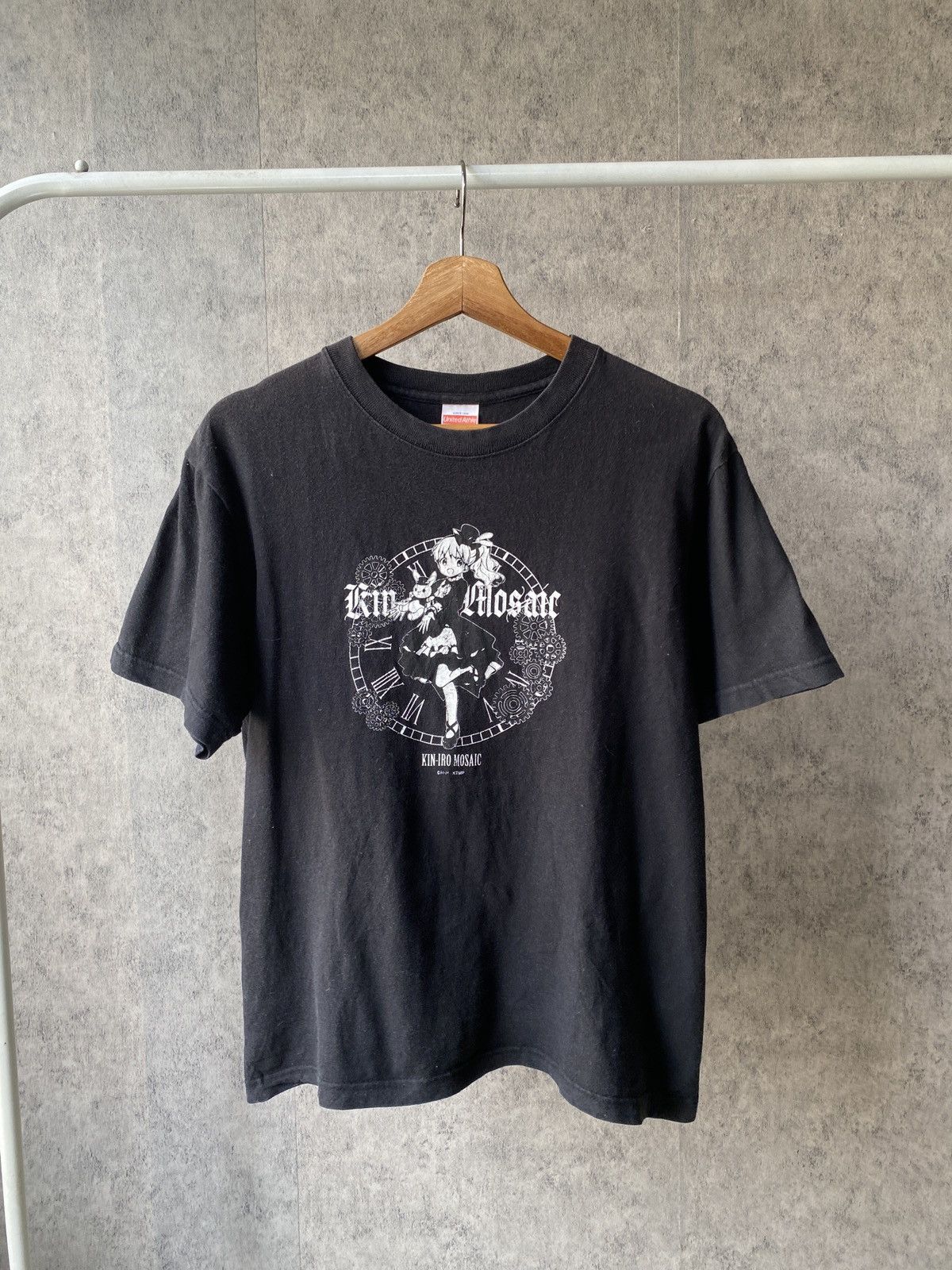 Anime Y2K Kin-Iro Mosaic Japan Manga Anime T Shirt Size US M / EU 48-50 / 2 - 1 Thumbnail
