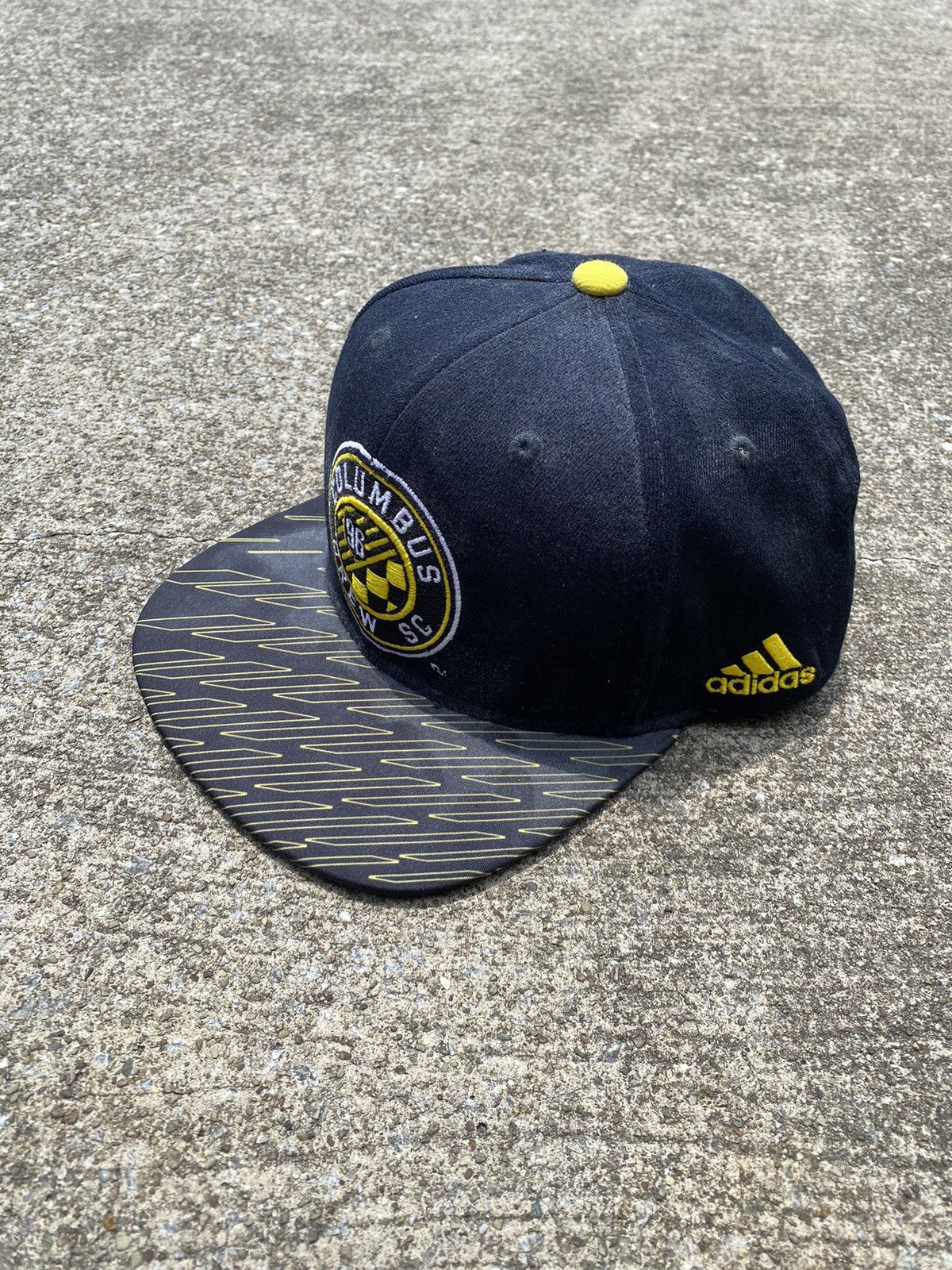 Adidas Adidas Columbus Crew Flat Top Hat Size ONE SIZE - 1 Thumbnail