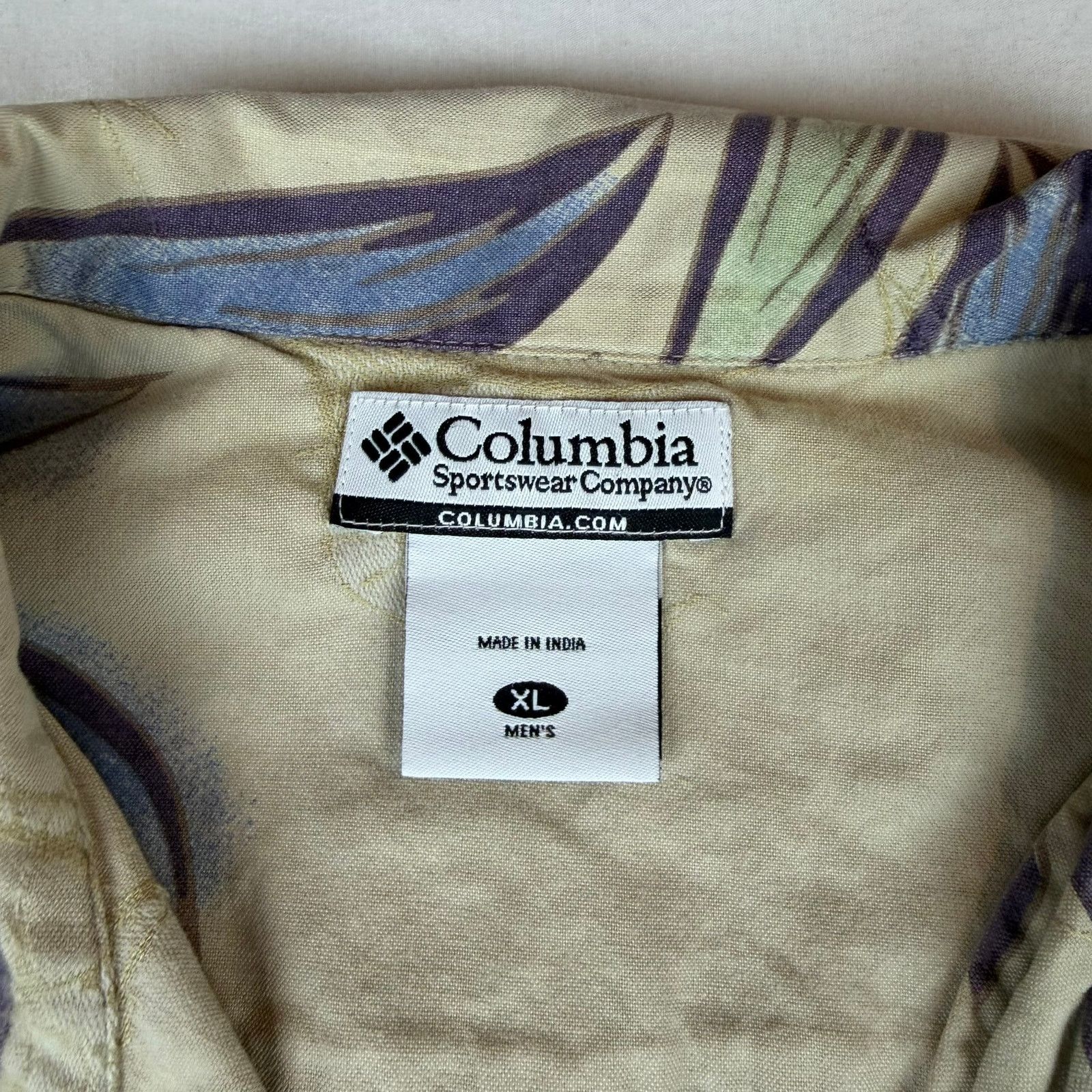 Columbia Vintage Columbia Hawaiian Shirt - Size XL - Great Condition! Size US XL / EU 56 / 4 - 3 Thumbnail