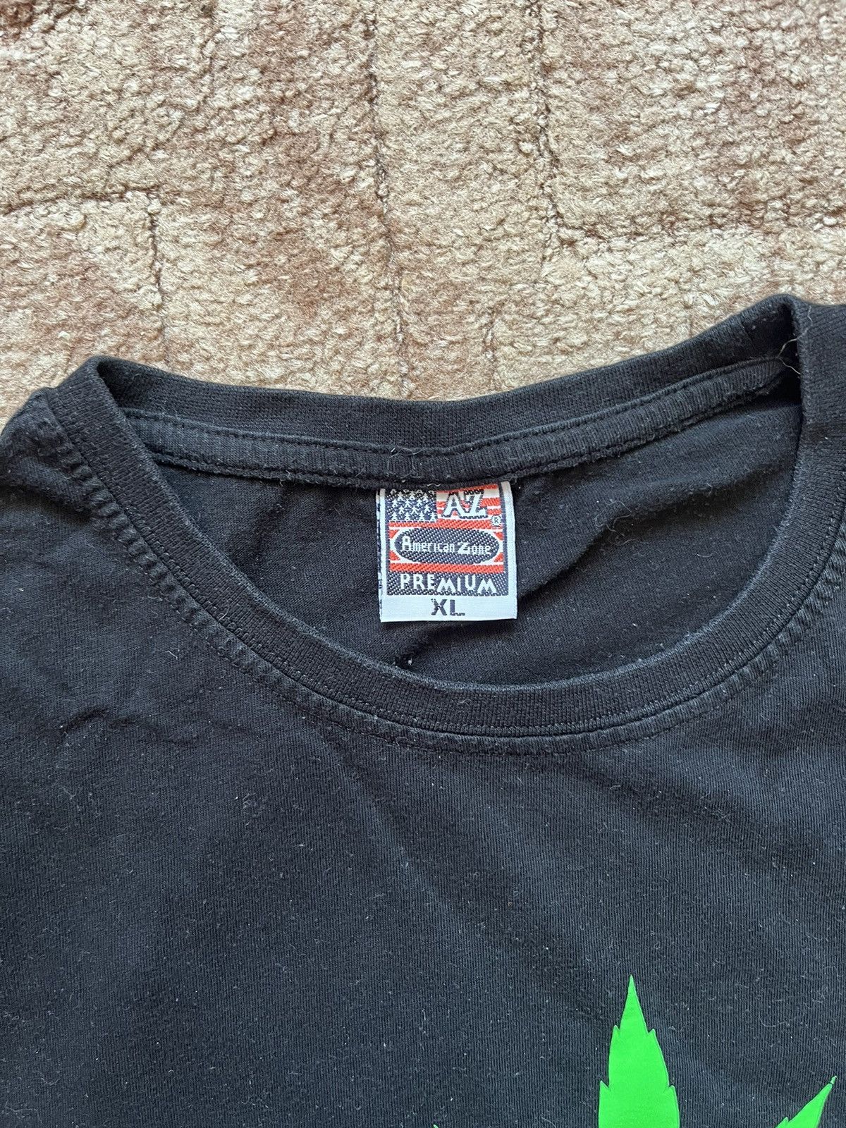 Band Tees Vintage Y2K YES WE CANNABIS Drugs Funny 90's Crazy T-shirt Size US XL / EU 56 / 4 - 4 Thumbnail