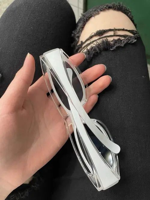 VIBE High quality retro punk futuristic tech sunglasses Size ONE SIZE - 7 Thumbnail