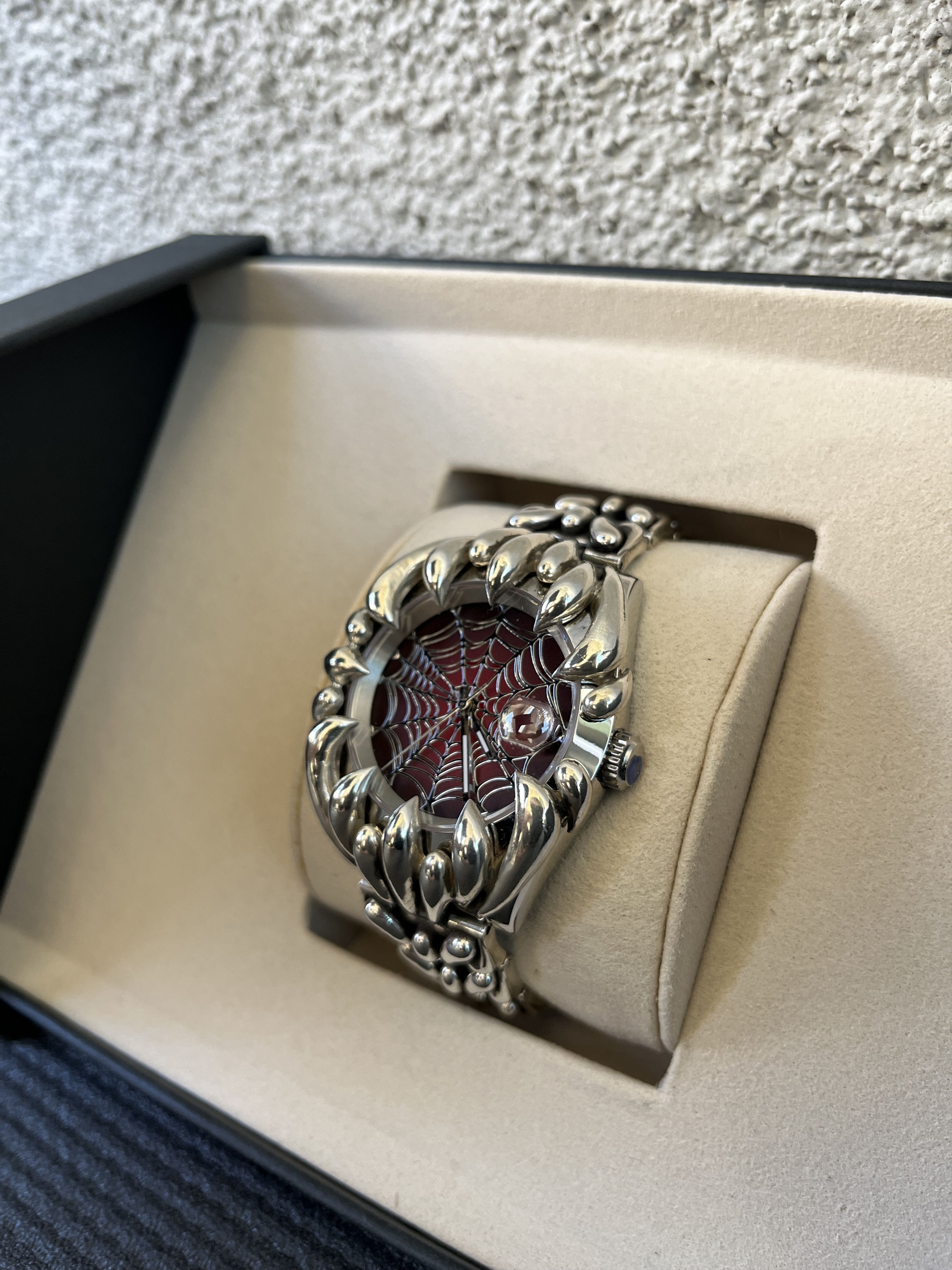 Alabaster Industries Alabaster Industries Red Web Spider Stainless Steel Watch Size 40 - 3 Thumbnail
