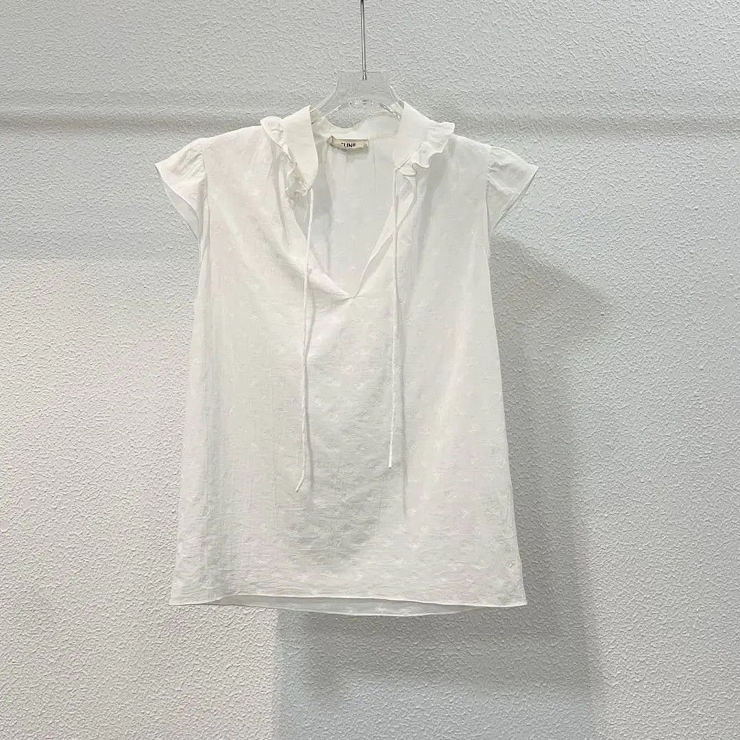 Celine Celine White Embroidered Triomphe Blouse Size 36 Size XS / US 0-2 / IT 36-38 - 1 Thumbnail