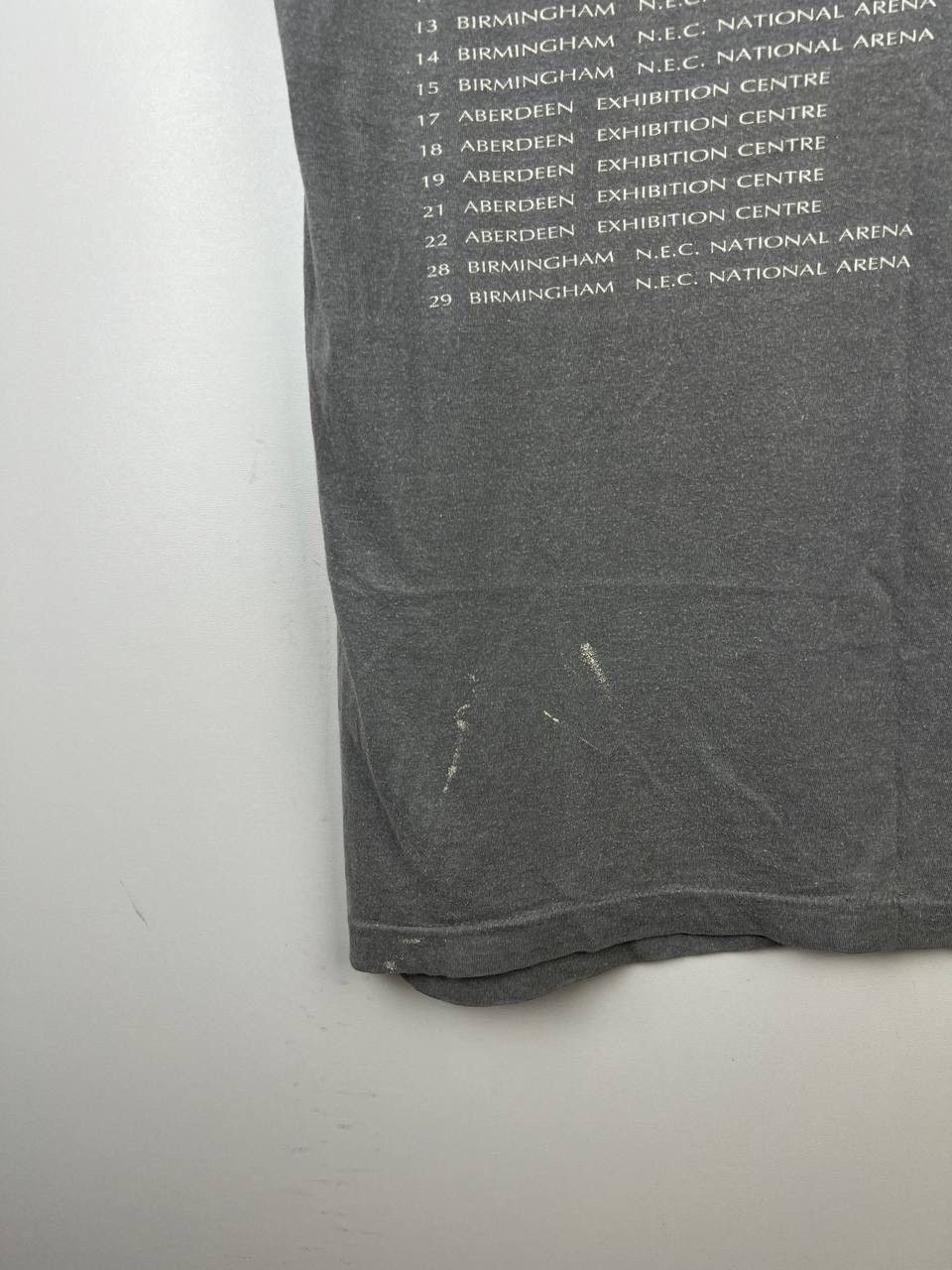 Vintage Cliff Richard Tour 1990-91 band vintage t-shirts size M Size US M / EU 48-50 / 2 - 8 Thumbnail