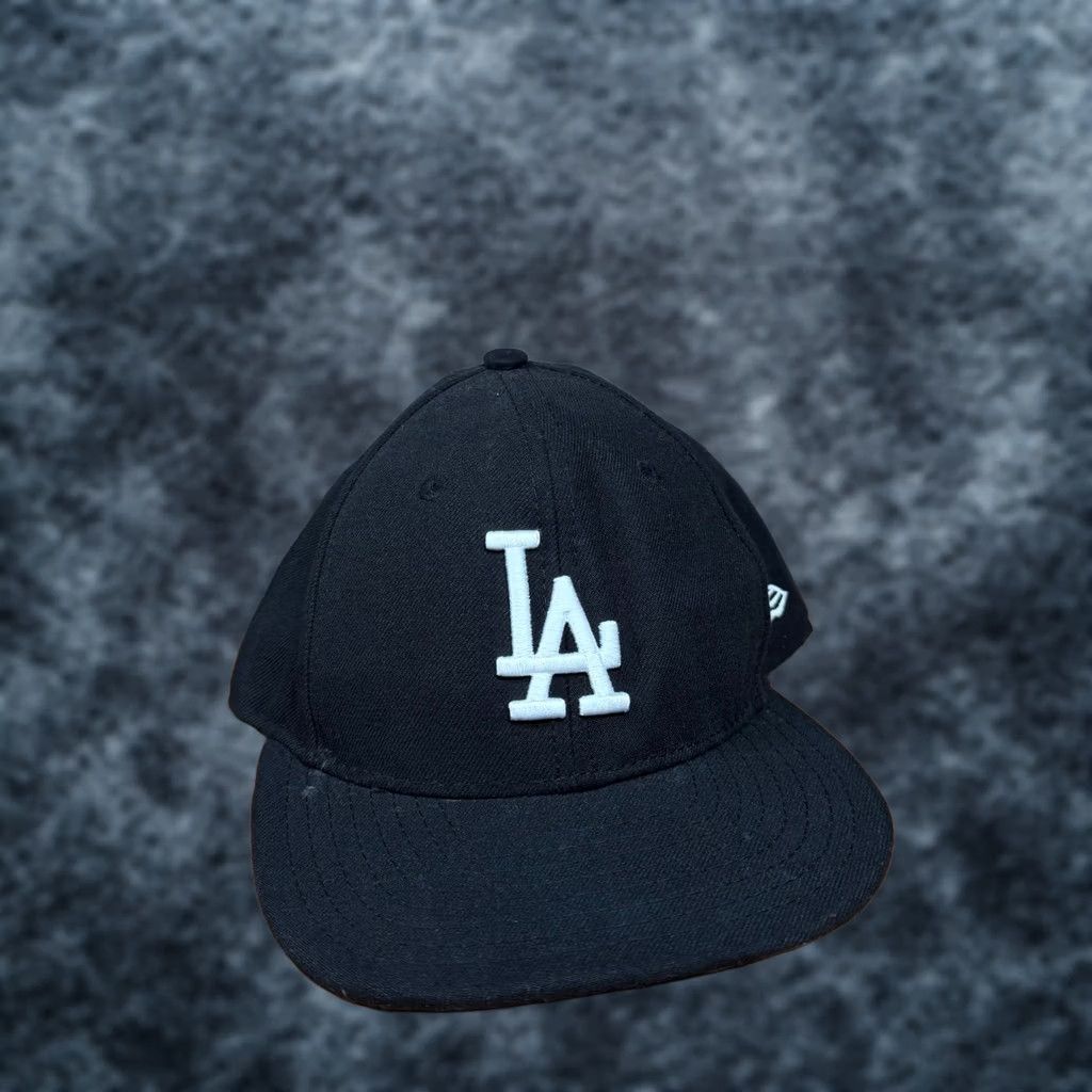 New Era VINTAGE? No — New Era Los Angeles Dodgers Hat Snapback One Size Mens Black Cotton Solid 9FIFTY Adjustable Baseball Cap Dodgers MLB Streetwear Size ONE SIZE - 1 Thumbnail