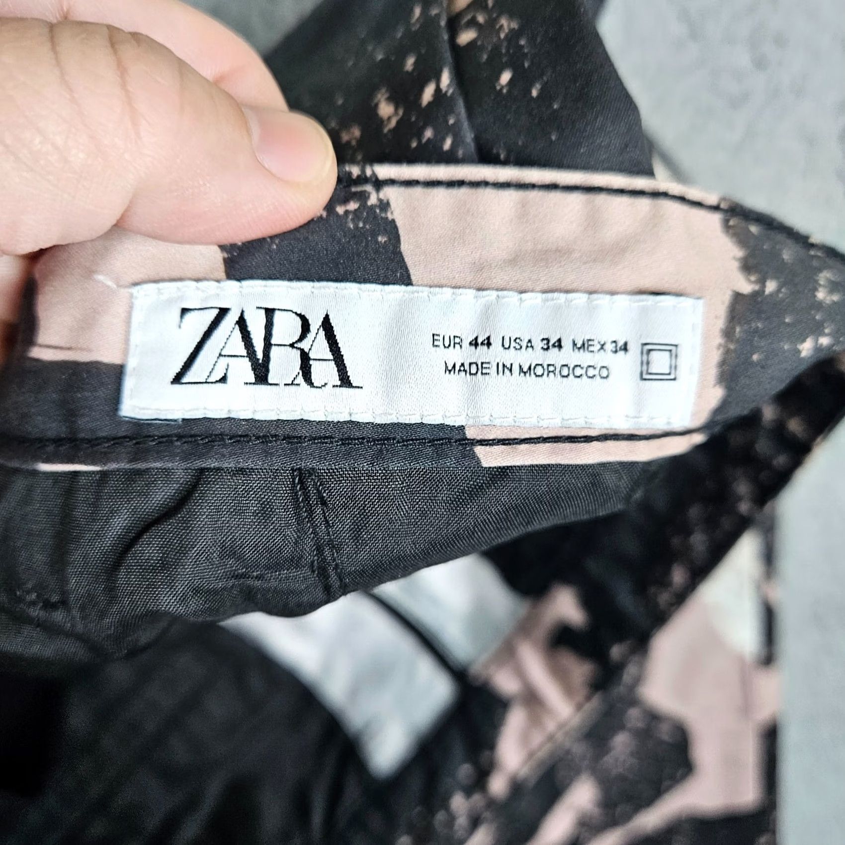 Zara Zara Women’s Black Pink Floral Printed Chino Casual Pant Size 34 Size 24" / US 00 / IT 34 - 8 Thumbnail