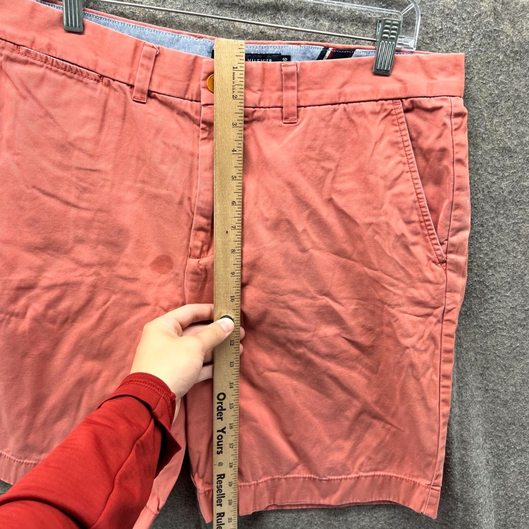Tommy Hilfiger Tommy Hilfiger Shorts Men 36 Peach Pink Chino Flat Front Classic Fit Casual Canvas 36 Pink Mens Regular Shorters? Size US 36 / EU 52 - 5 Thumbnail