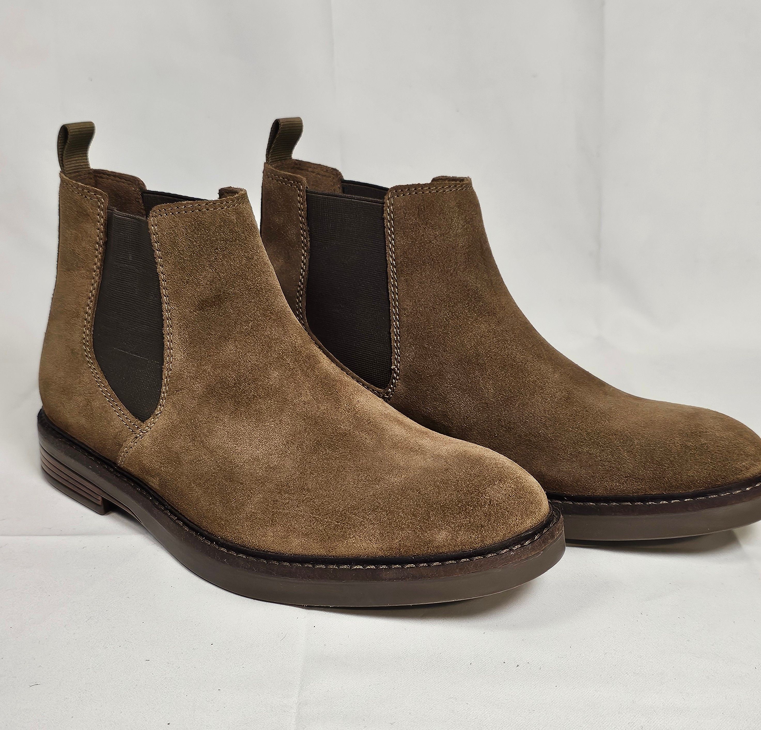 Clarks Clarks Men’s Paulson Up Chelsea Boot size 8 Size US 8 / EU 41 - 3 Thumbnail