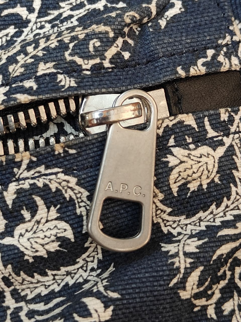 A.P.C. A.P.C paisley Bag Size ONE SIZE - 9 Thumbnail