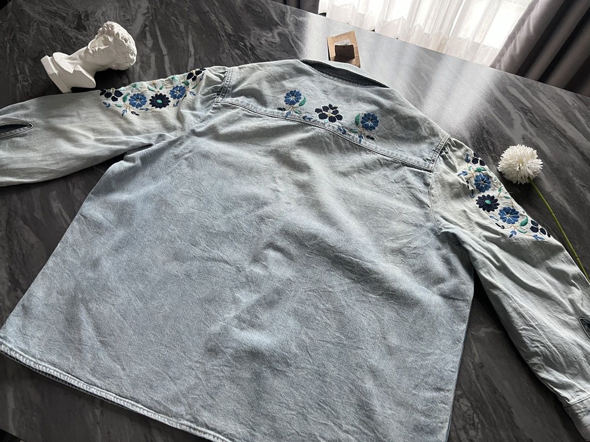 Lucky Brand Lucky Brand : Denim Shirt Flower Embroidered Size US XL / EU 56 / 4 - 2 Thumbnail