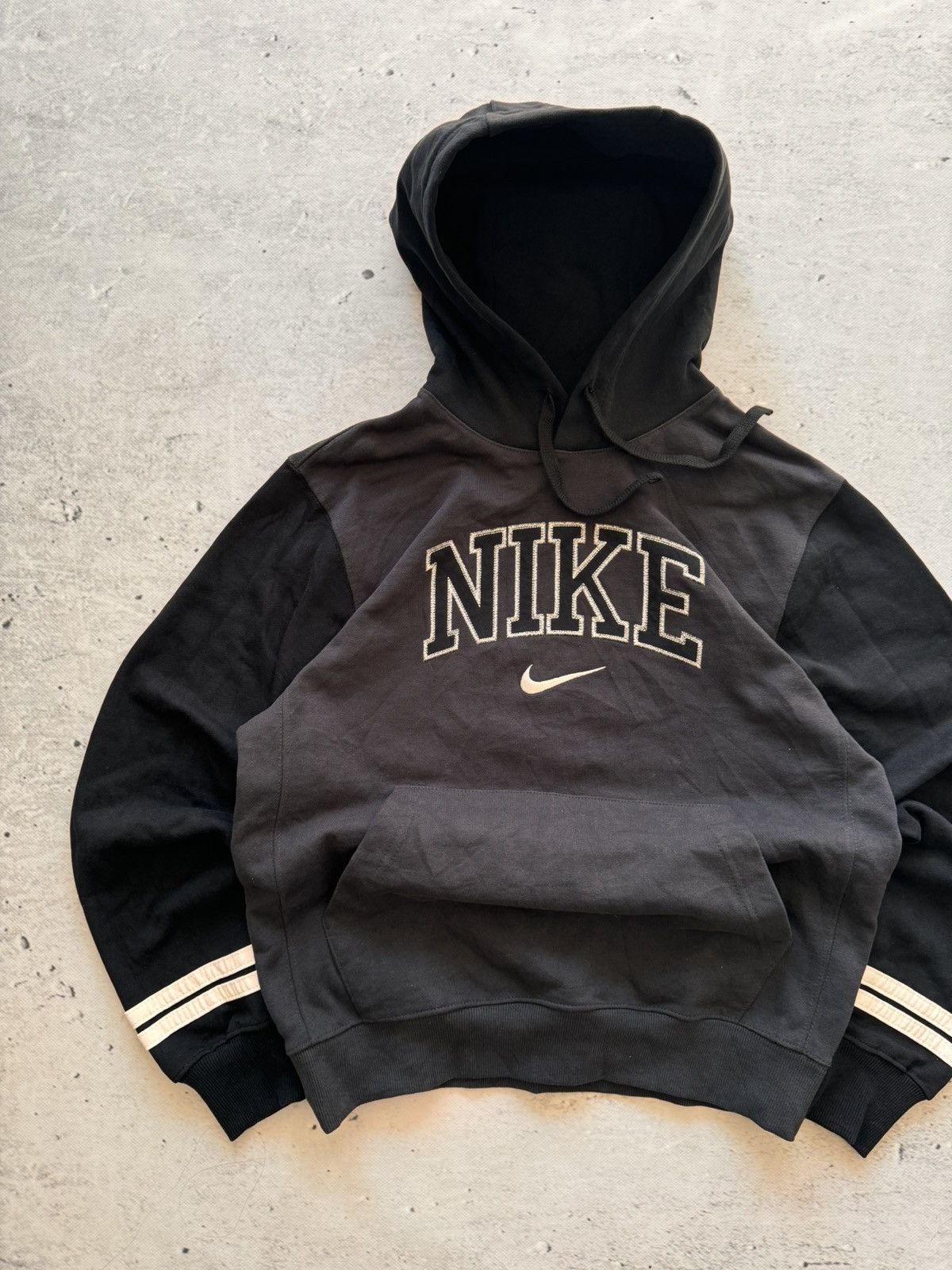 Nike × Vintage NIKE VINTAGE CENTER LOGO OVERSIZE BOXY HOODIE Size US S / EU 44-46 / 1 - 2 Thumbnail
